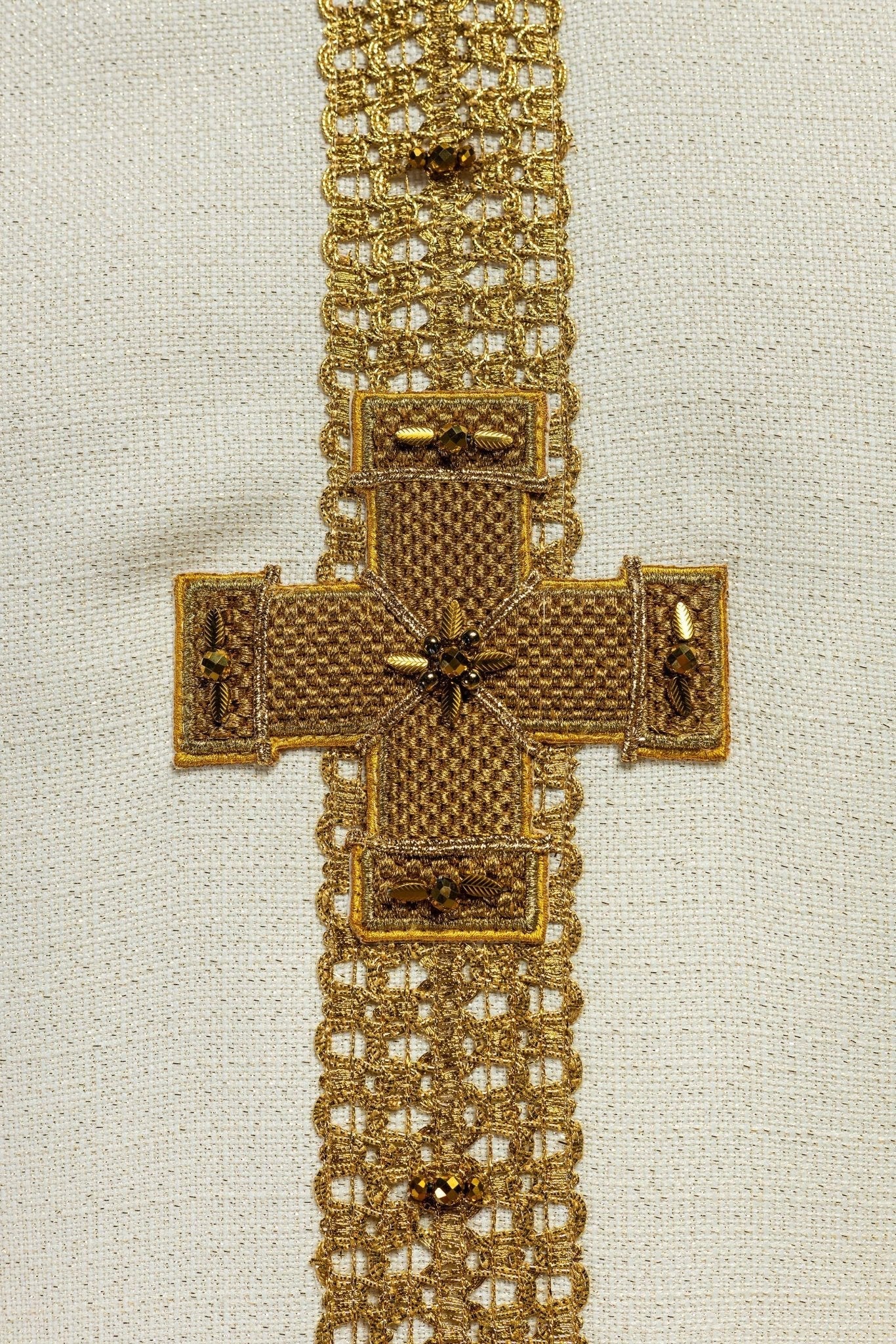Handmade Chasuble with Natural Stones – Handmade 7002 HM/7002/05/71 - HAFTINAUSA.COM