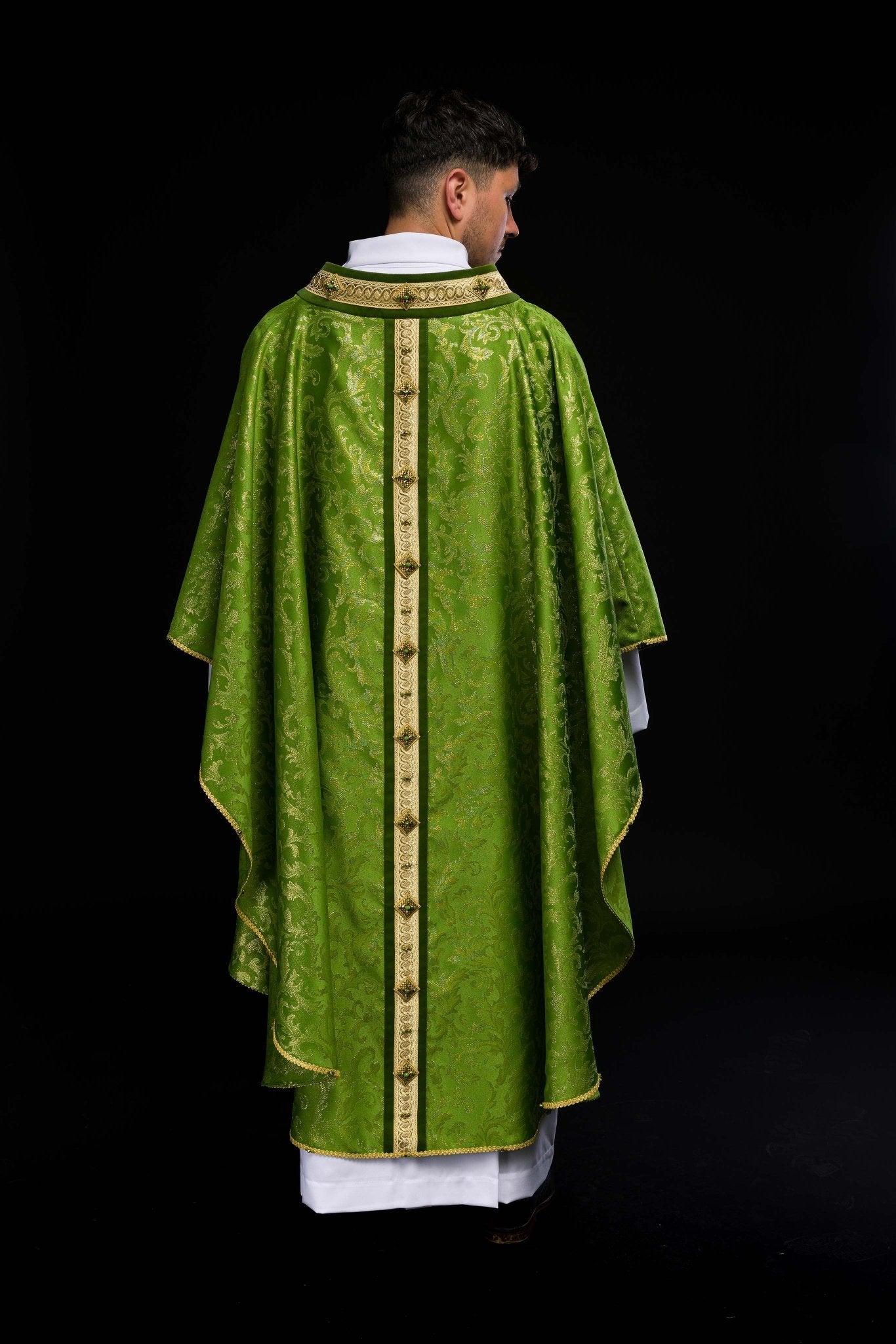 Handmade chasuble with natural stones Handmade 7003 HM/7003/01/90 - HAFTINAUSA.COM