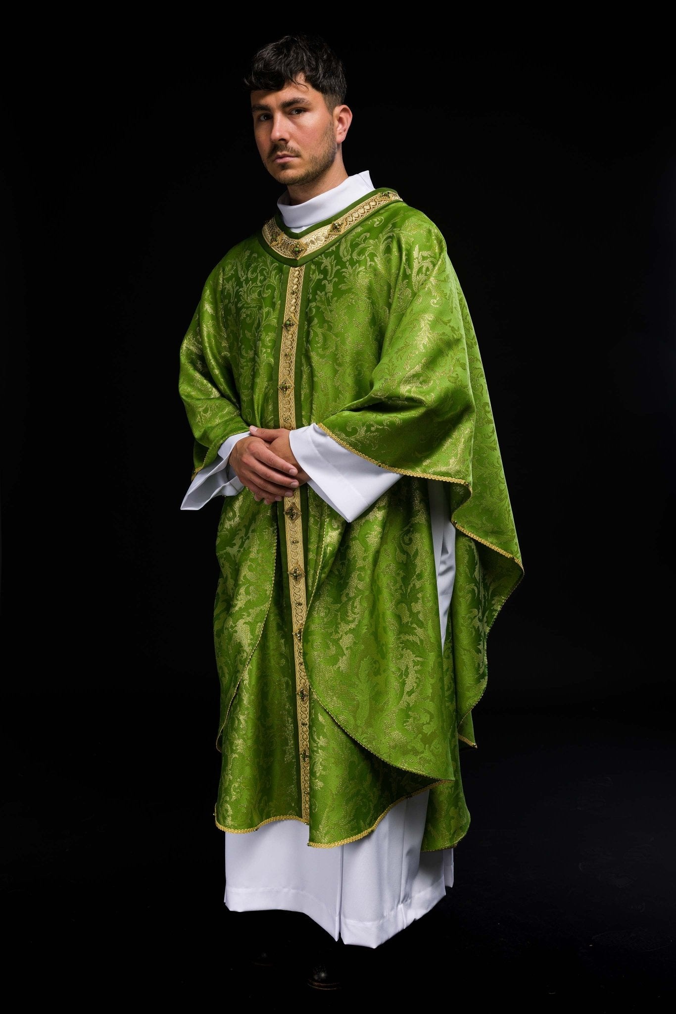 Handmade chasuble with natural stones Handmade 7003 HM/7003/01/90 - HAFTINAUSA.COM