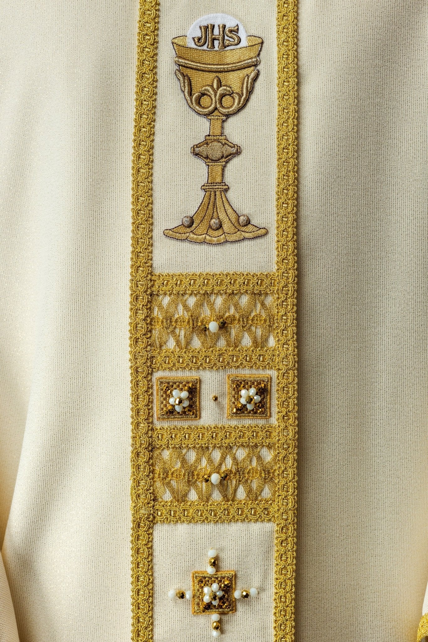 Handmade chasuble with natural stones Handmade 7008 HM/7008/05/96 - HAFTINAUSA.COM