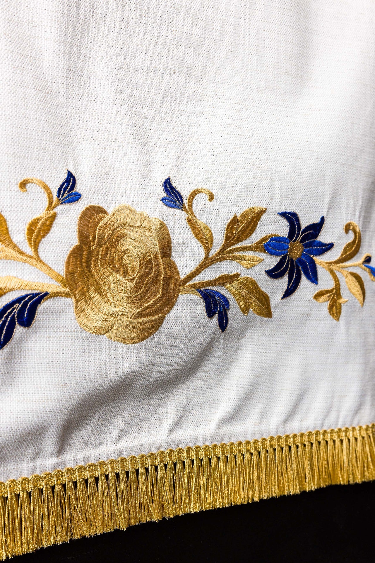 Lectern cloth with Marian embroidery in ecru LE/8045/05 55*250 - CHASUBLES.COM