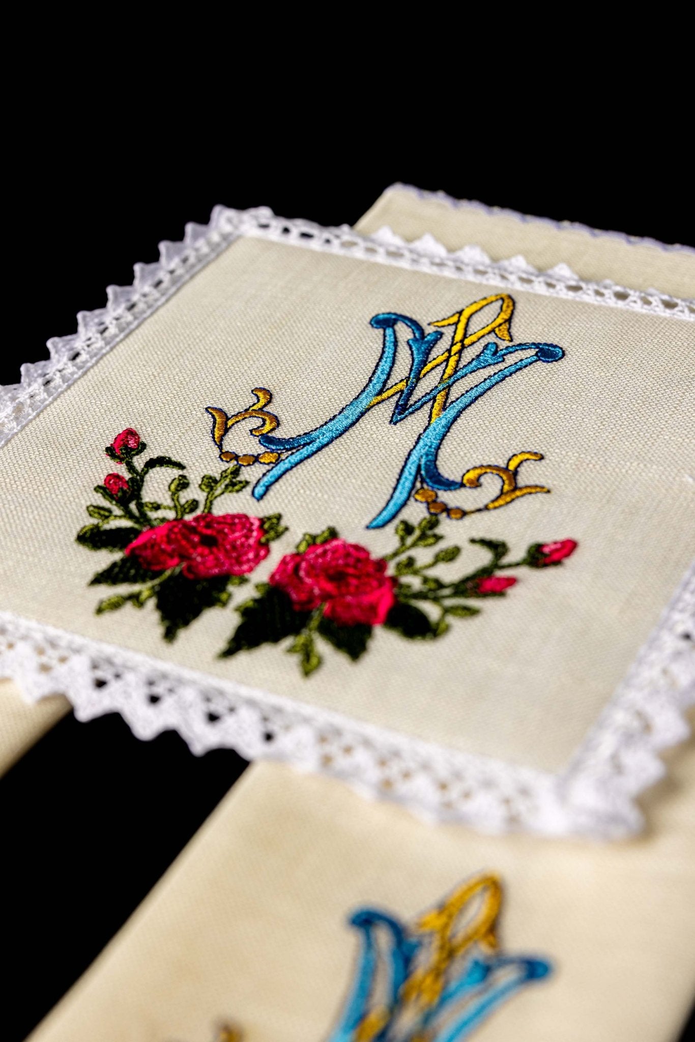 Linen Chalice Linens with Colorful Marian Embroidery KKL/078 - CHASUBLES.COM