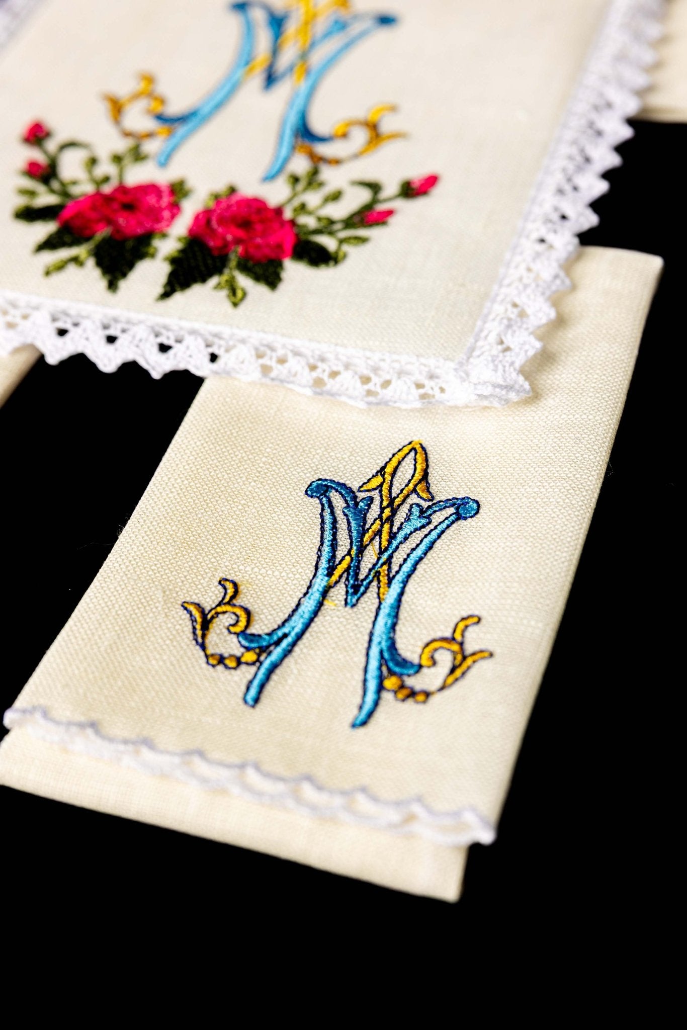 Linen Chalice Linens with Colorful Marian Embroidery KKL/078 - CHASUBLES.COM