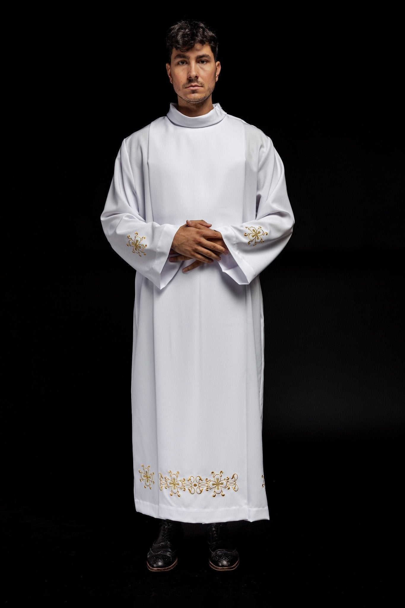 Liturgical alb with turtleneck decorated with embroidery white S - 6053 - 04 135cm/164cm - HAFTINAUSA.COM