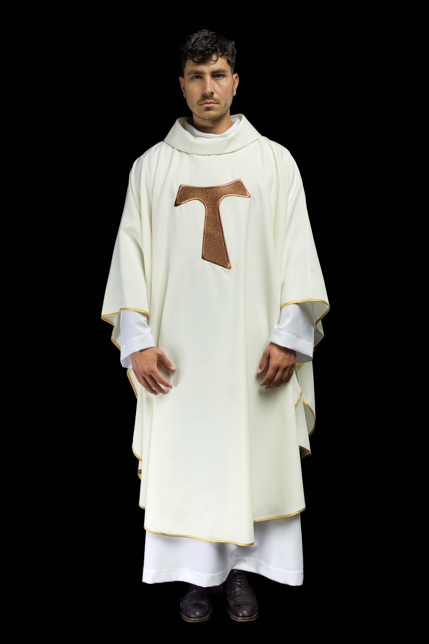 Liturgical chasuble with a Franciscan cross in ecru KOR/180/05/01 ECRU - CHASUBLES.COM