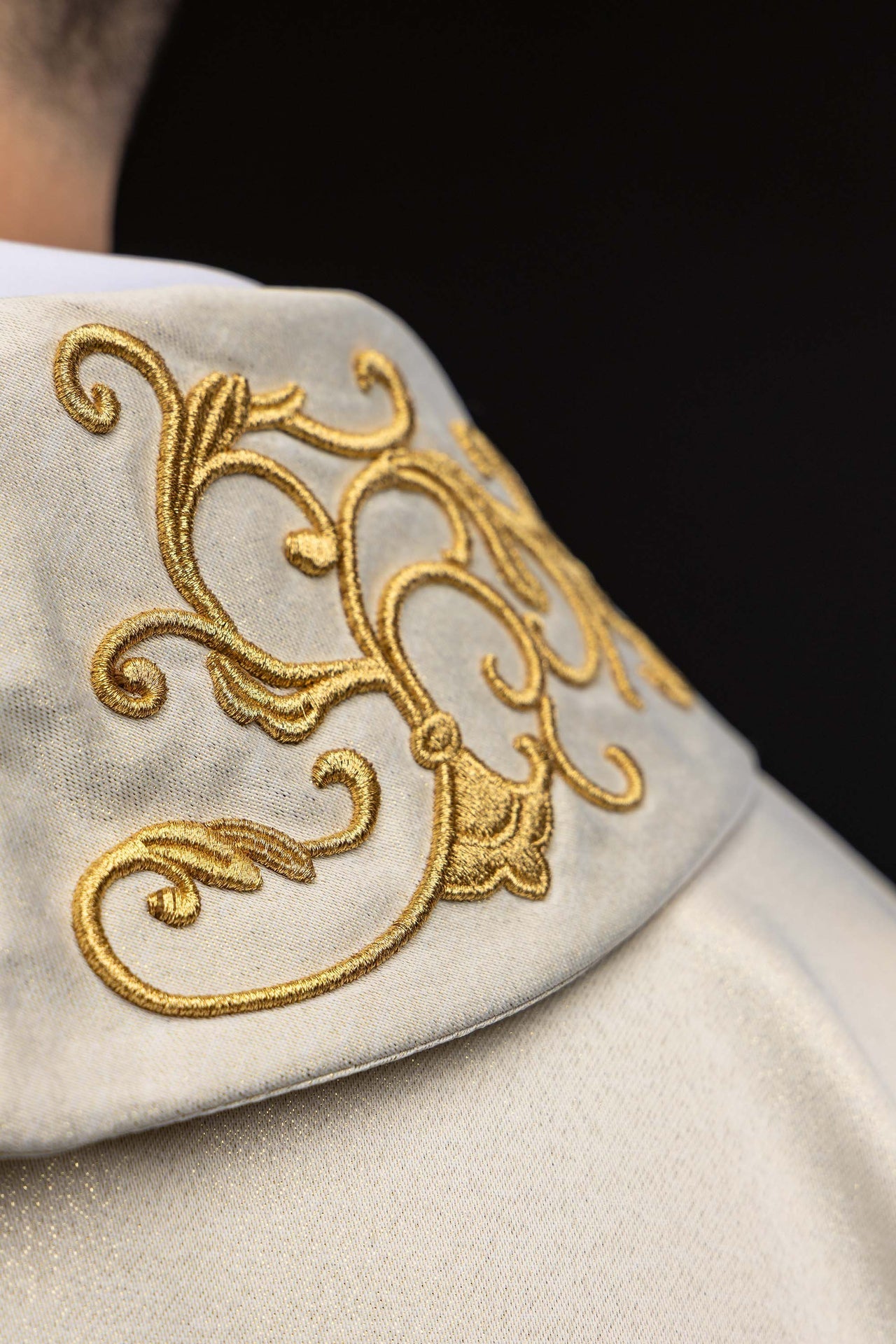 Liturgical chasuble with an embroidered Marian symbol S-7555-05-54 - CHASUBLES.COM