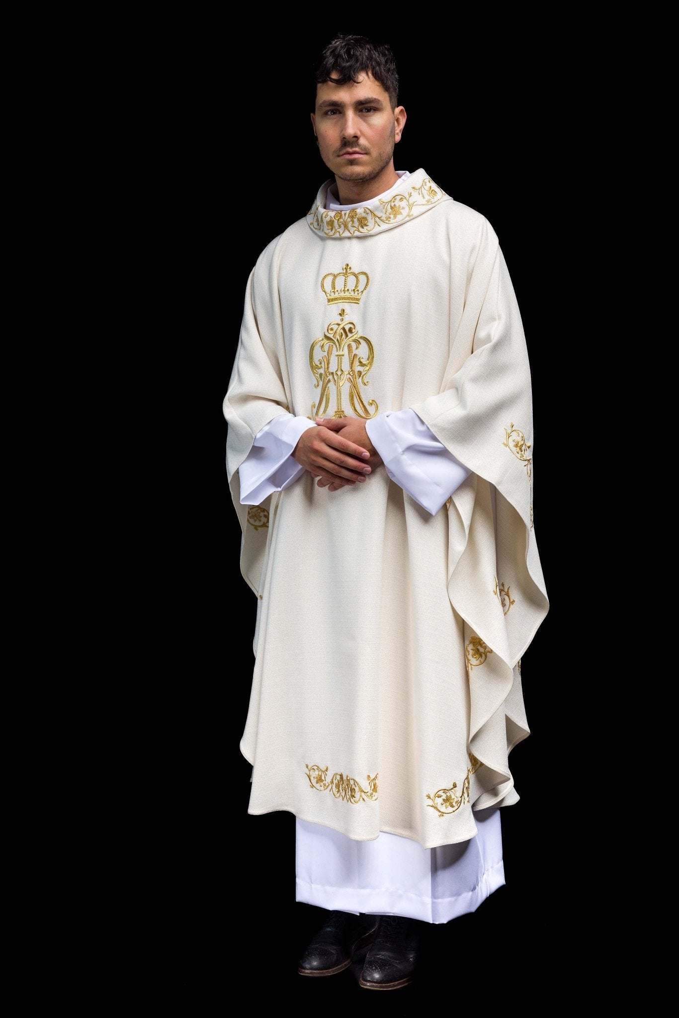 Liturgical chasuble with embroidered Maria Crown motif S-7064-05-71 - CHASUBLES.COM