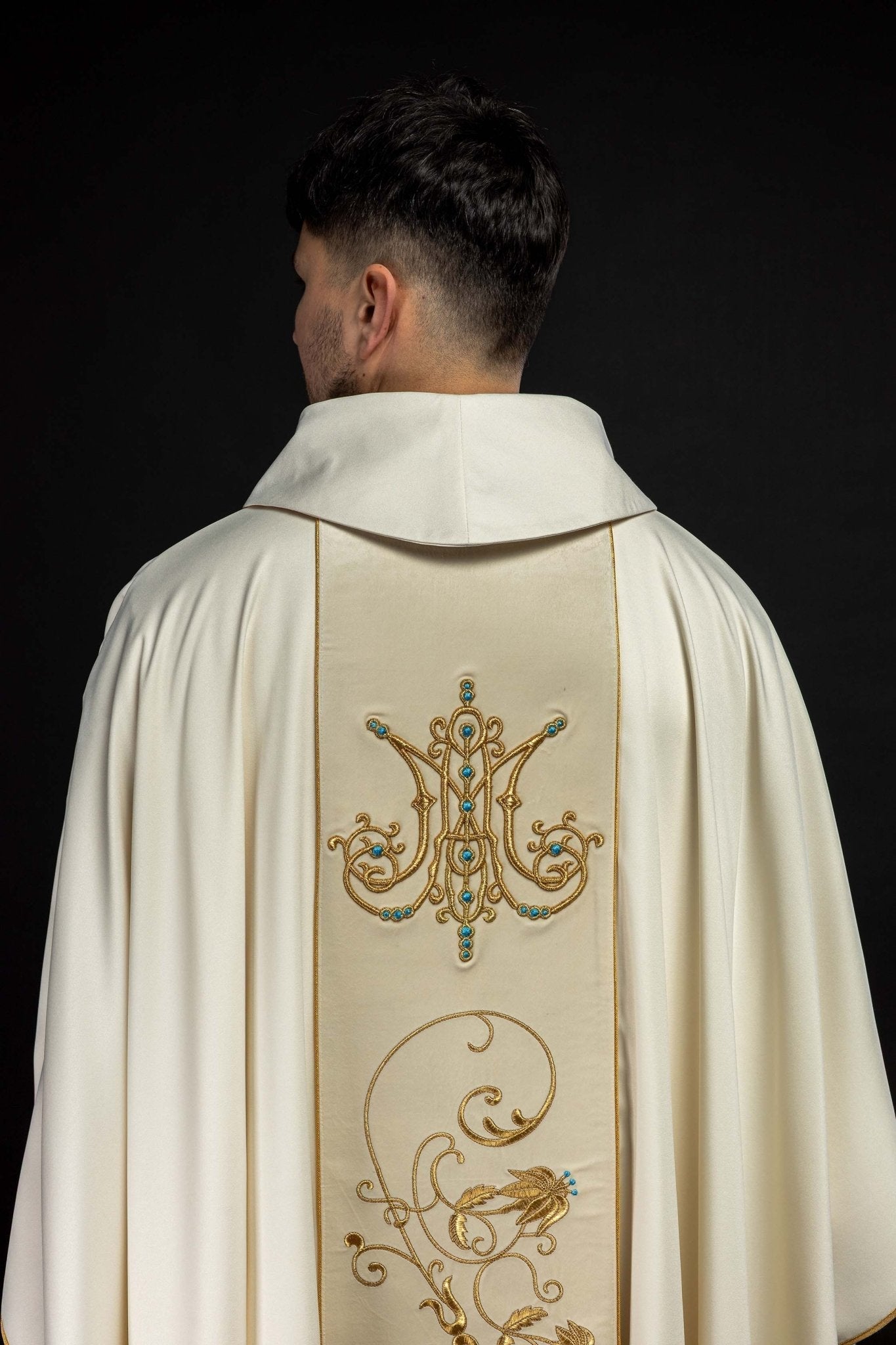 Liturgical Marian Chasuble with a velvet belt in ecru KOR/372/05/53/PA ECRU - HAFTINAUSA.COM