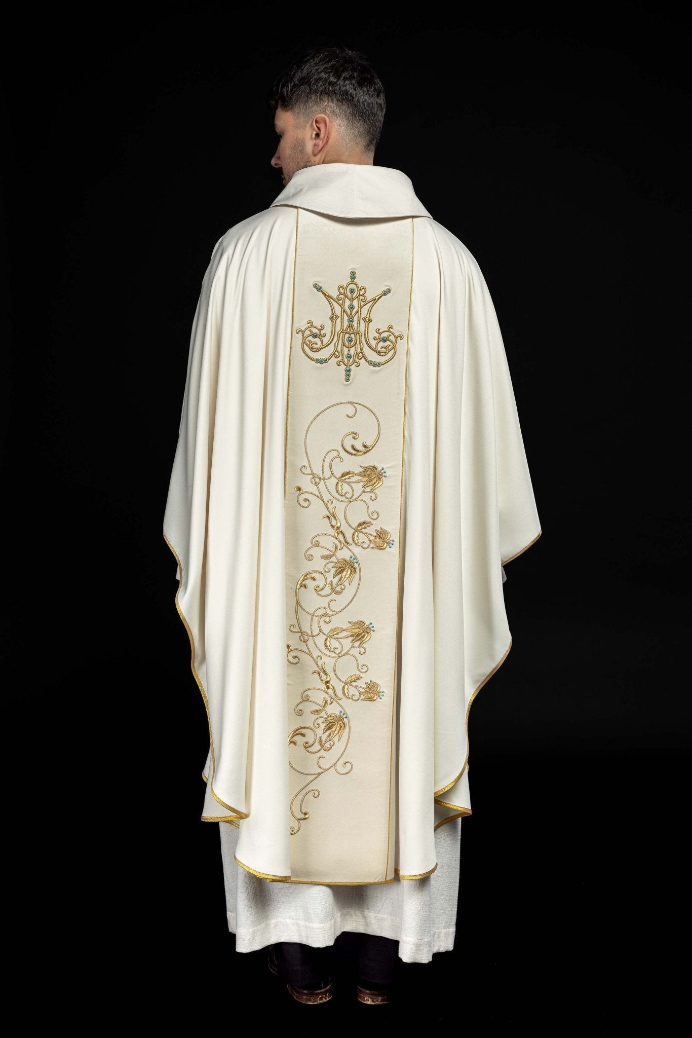 Liturgical Marian Chasuble with a velvet belt in ecru KOR/372/05/53/PA ECRU - HAFTINAUSA.COM
