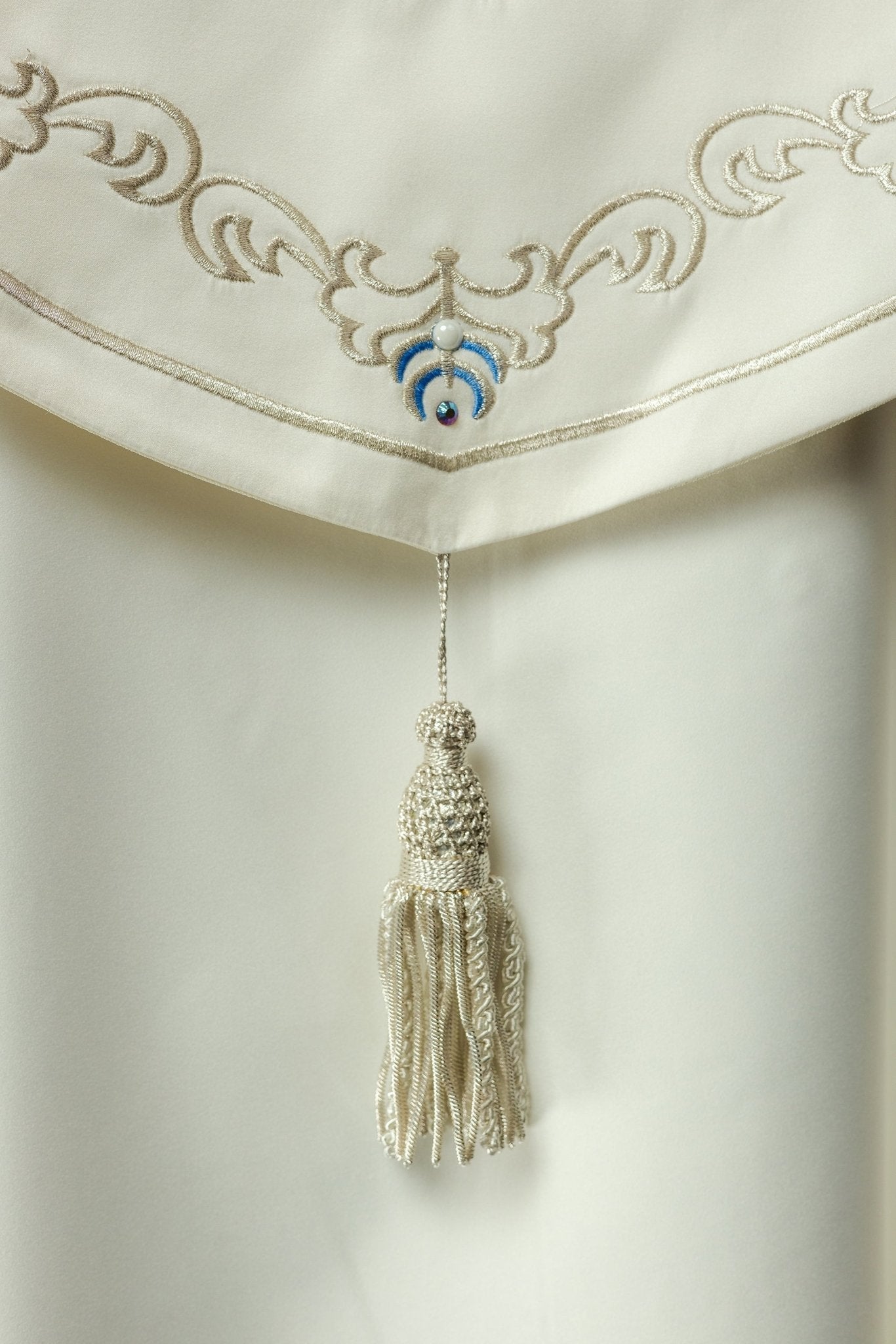 Liturgical Veil Embroidered with Mary Motif Ecru LE/3001/05 150cm - HAFTINAUSA.COM