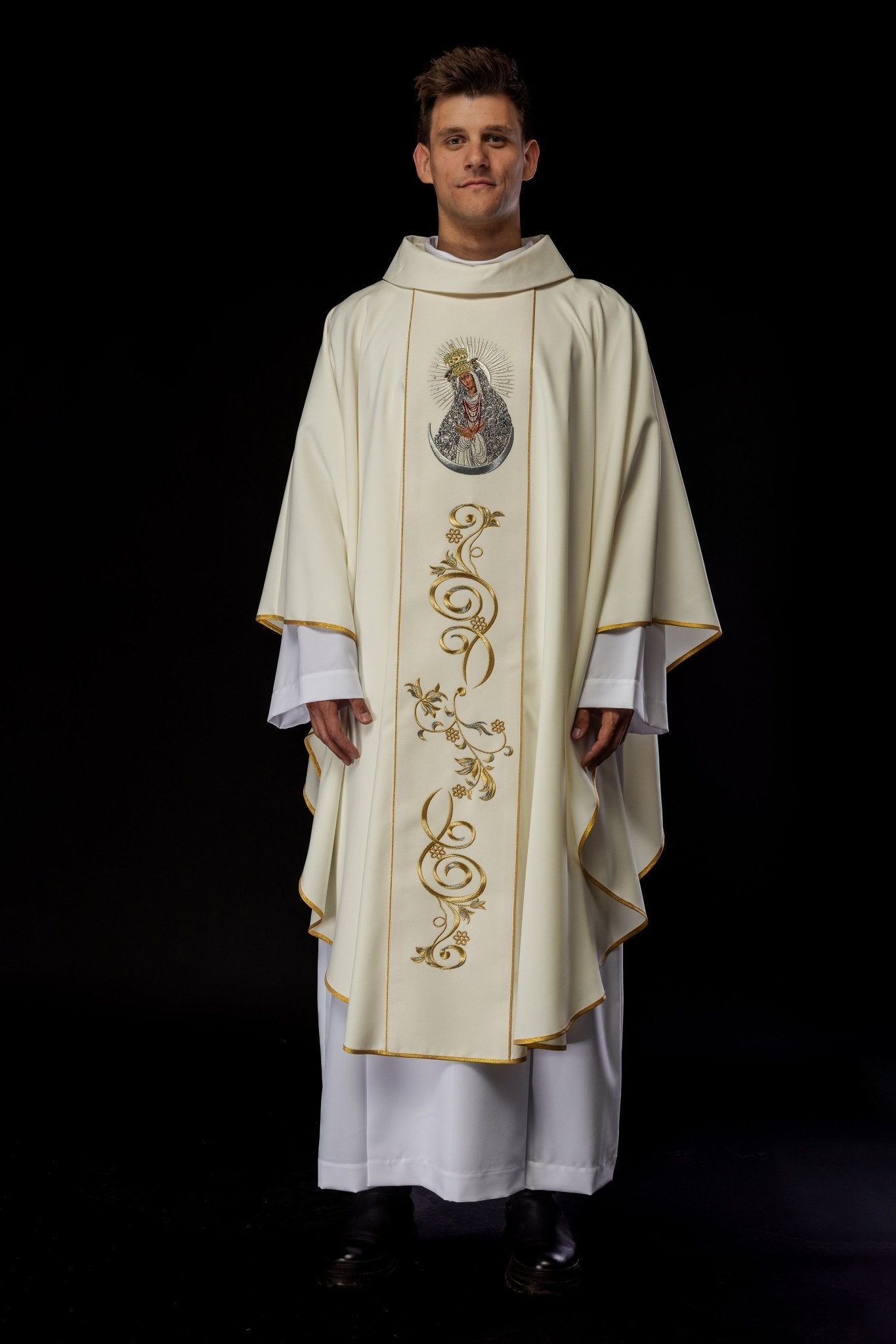 Marian chasuble with the image of Our Lady of Dawn KOW2/009/05/01 - HAFTINAUSA.COM