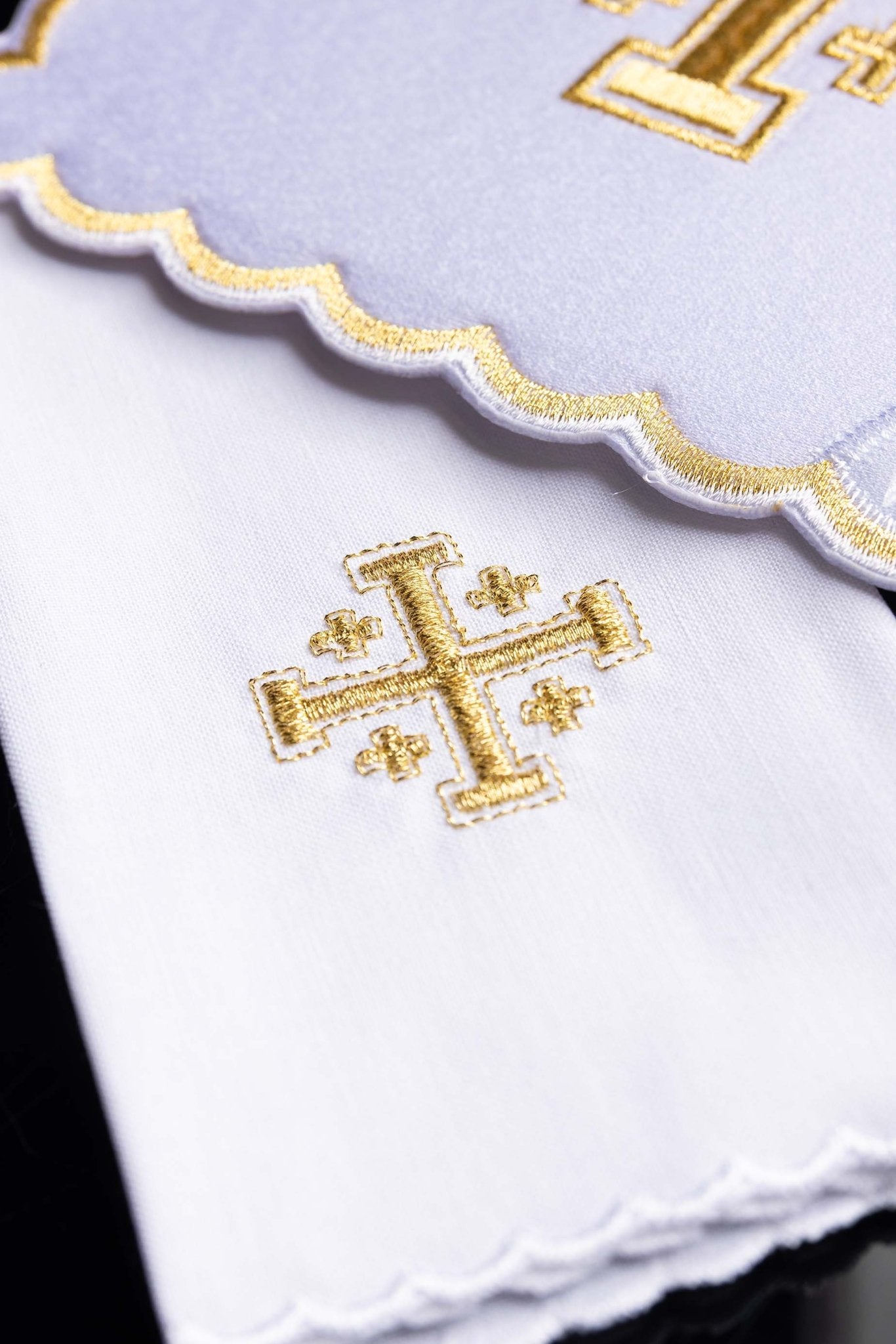 Mass linens with gold Jerusalem Cross embroidery KK/030/04 - CHASUBLES.COM