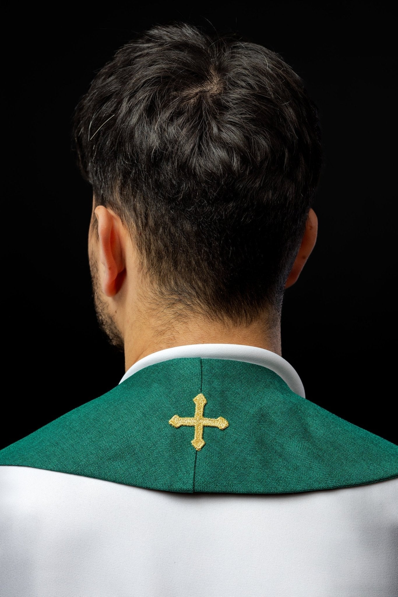Modern green liturgical stole with three gold crosses and tassels S - 2068 - 01 - 70 - HAFTINAUSA.COM
