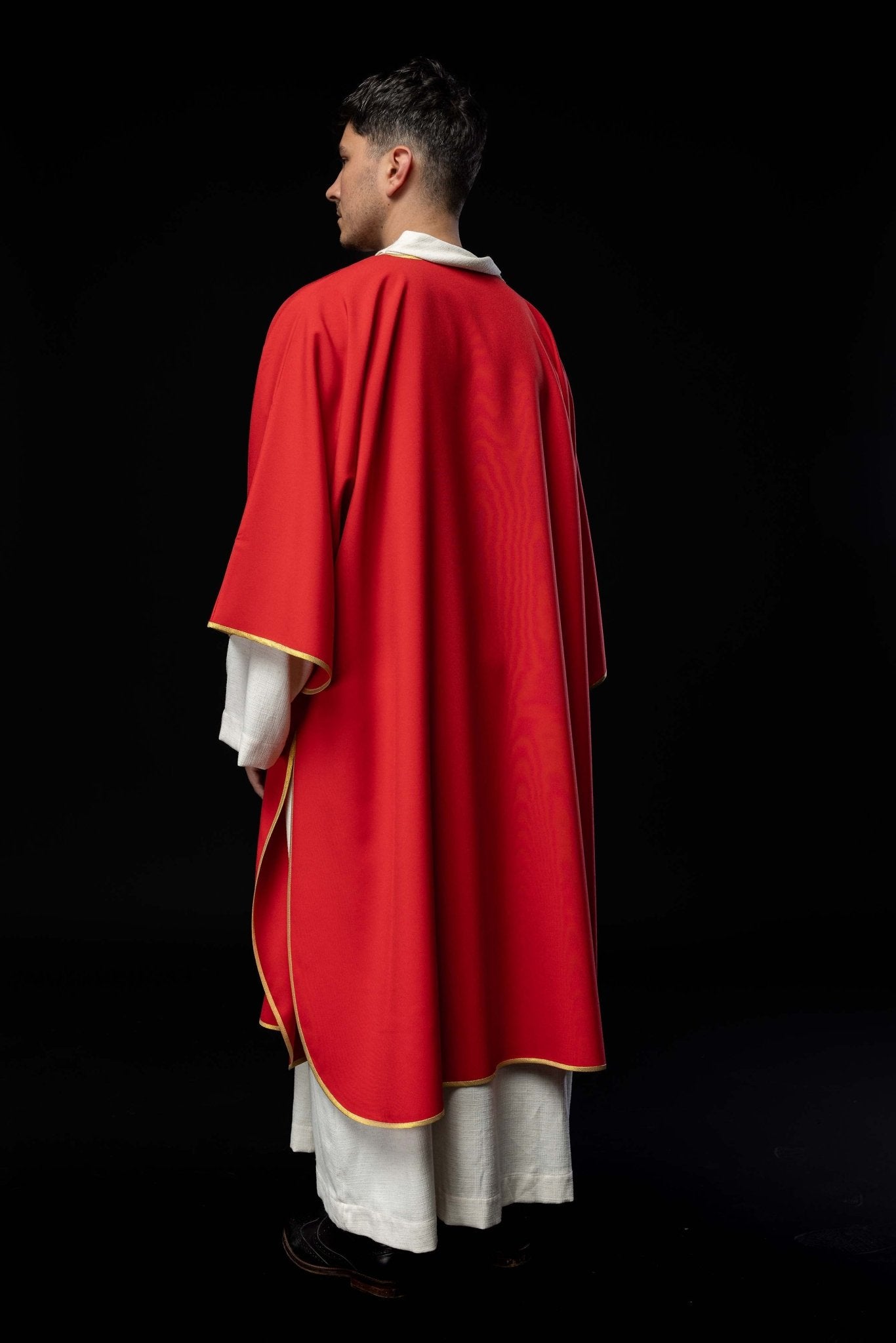 Plain dalmatic in red with gold trim KDL/1002/02/12/D - HAFTINAUSA.COM