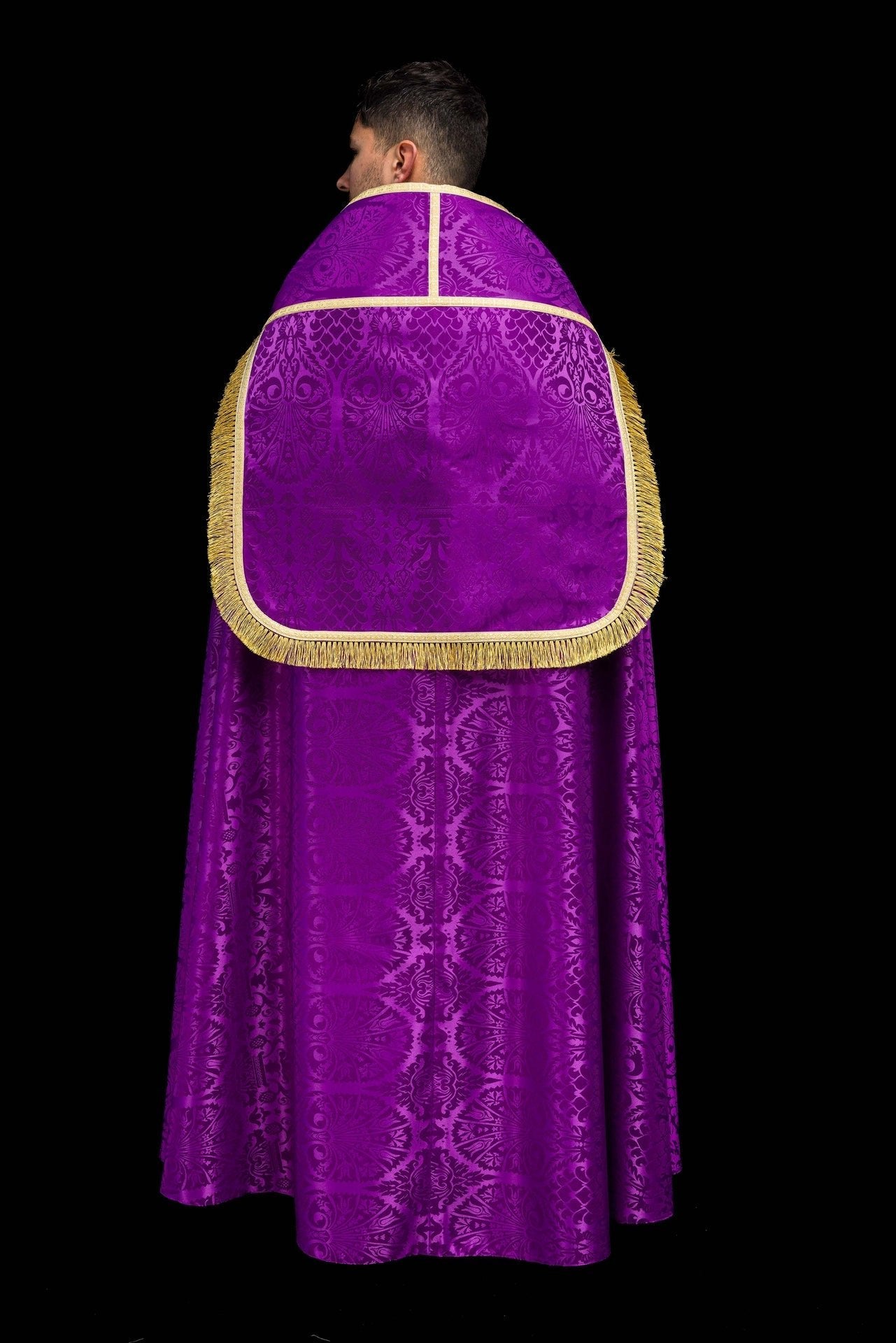 Plain Purple Roman Cope Made of Jacquard Fabric KKP/159/03/83 145cm - CHASUBLES.COM