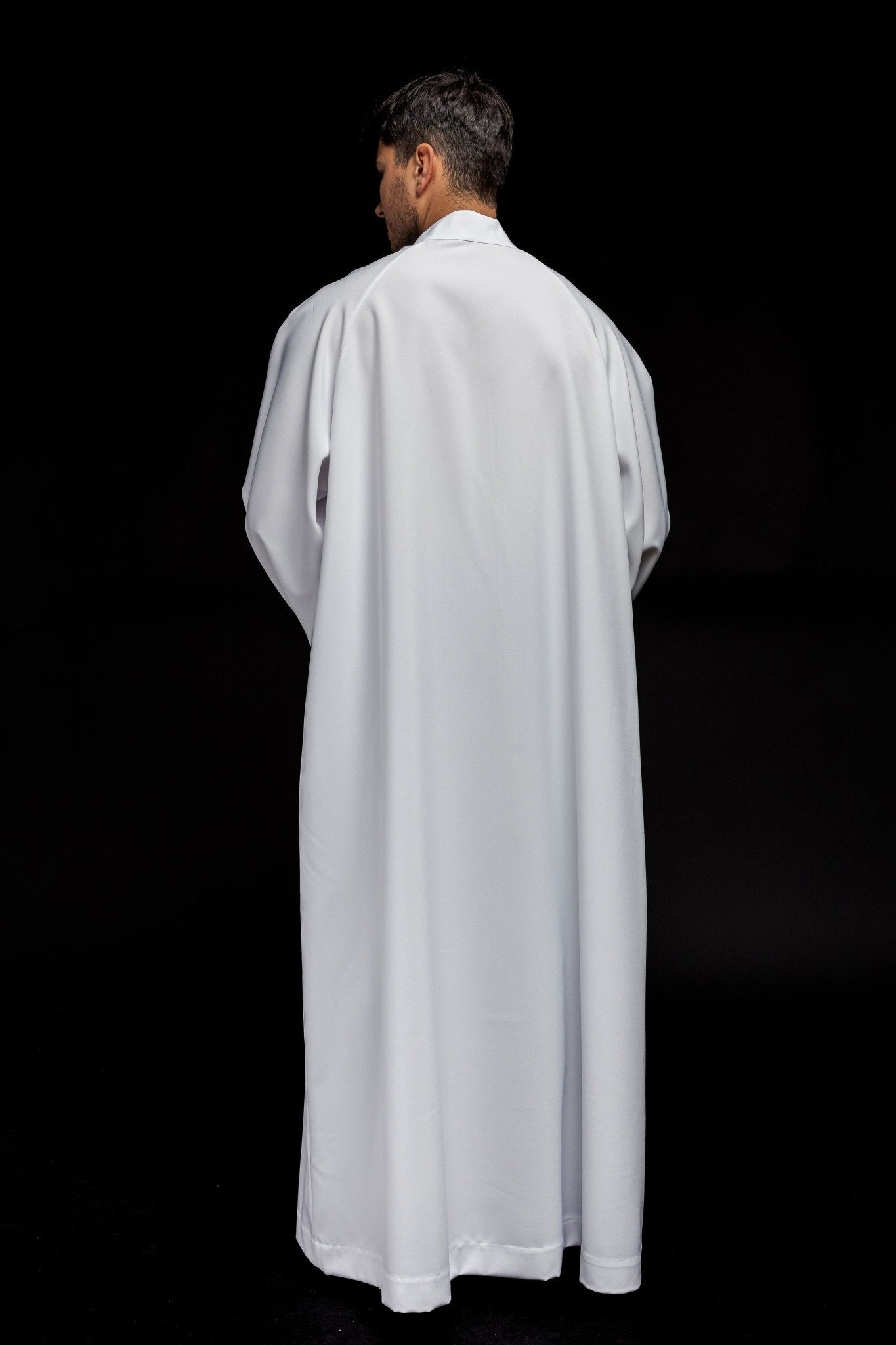 Priest alb in white with front zipper KAB/024/04/12 135cm/164cm - HAFTINAUSA.COM