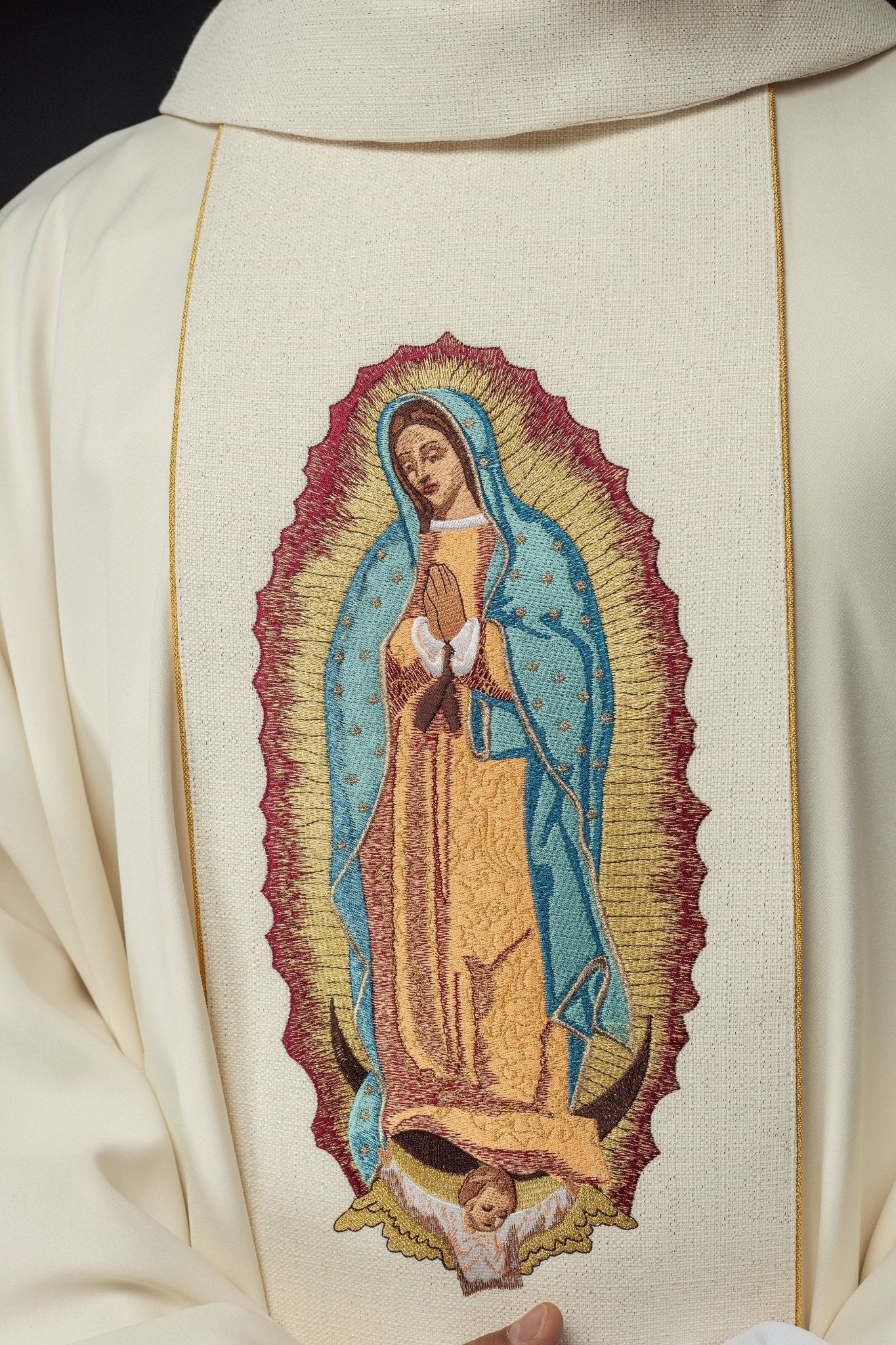 Priest chasuble with Our Lady of Guadalupe and floral embroidery KOW2/010/05/53 - HAFTINAUSA.COM