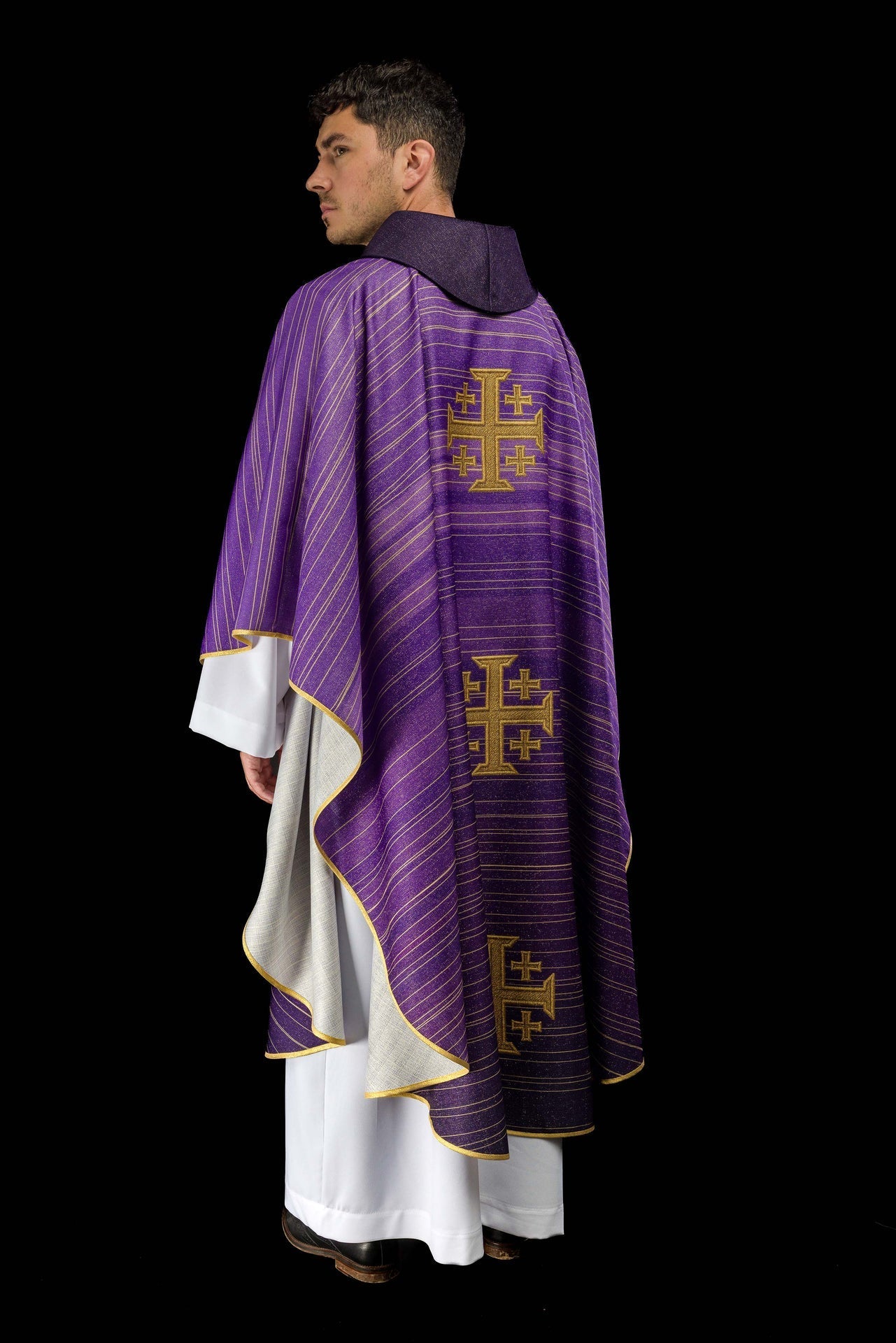 Printed Chasuble with Jerusalem Cross – Purple KOD/7001/03/40 - CHASUBLES.COM