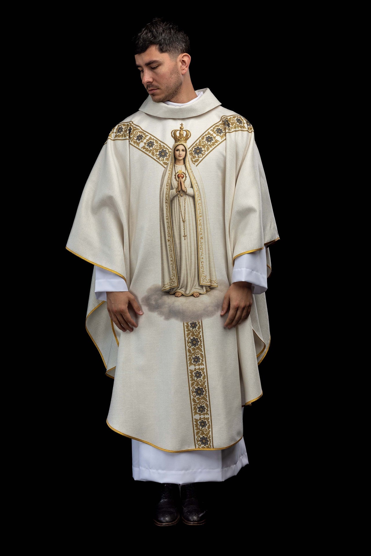 Printed chasuble with the image of Our Lady of Fátima KOD/7011/05/40 - CHASUBLES.COM