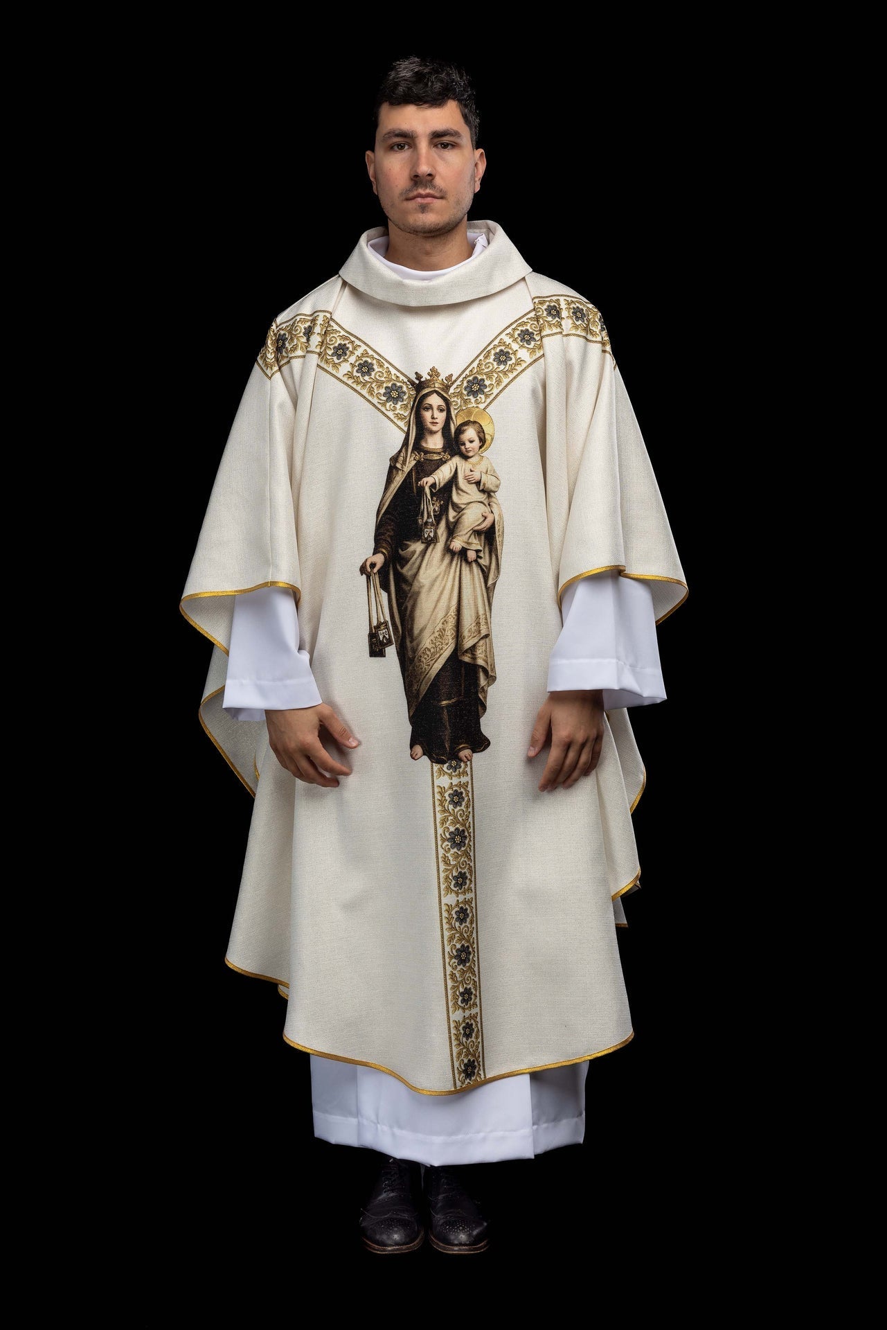 Printed chasuble with the image of Our Lady of Mount Carmel KOD/7004/05/40 - CHASUBLES.COM
