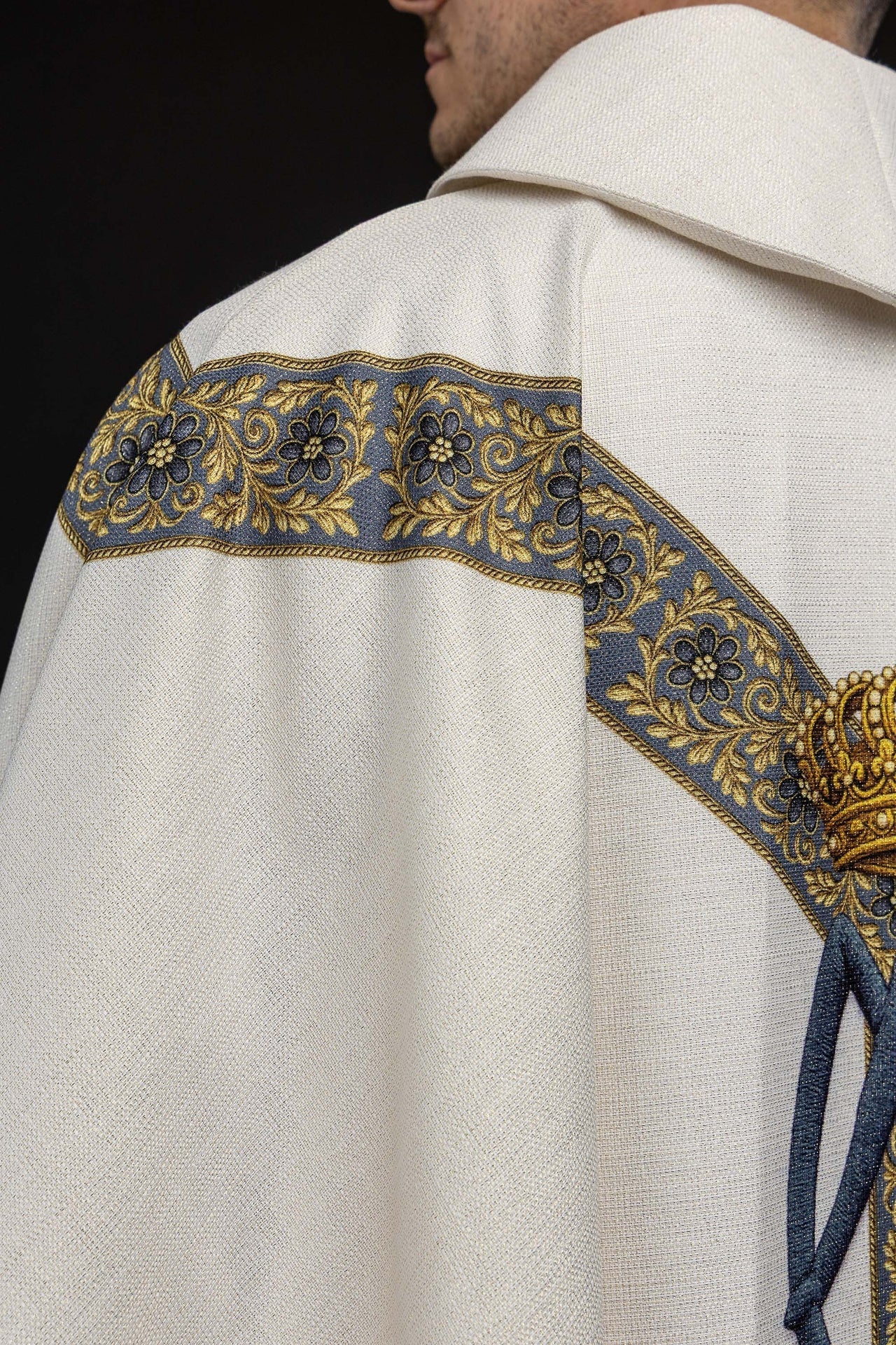 Printed chasuble with the image of Our Lady of the Assumption KOD/7008/05/40 - CHASUBLES.COM