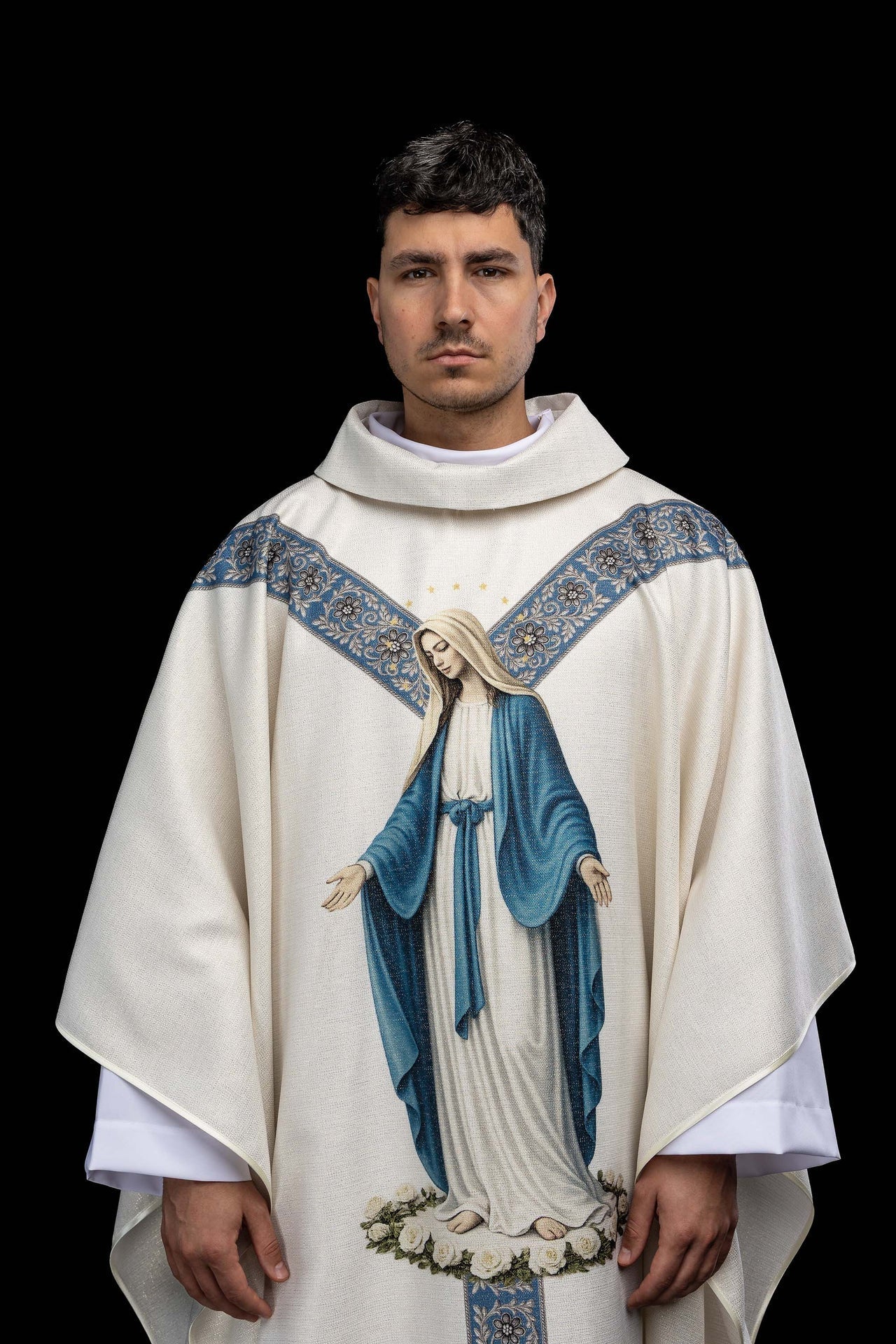 Printed chasuble with the image of the Immaculate Conception KOD/7006/05/40 - CHASUBLES.COM