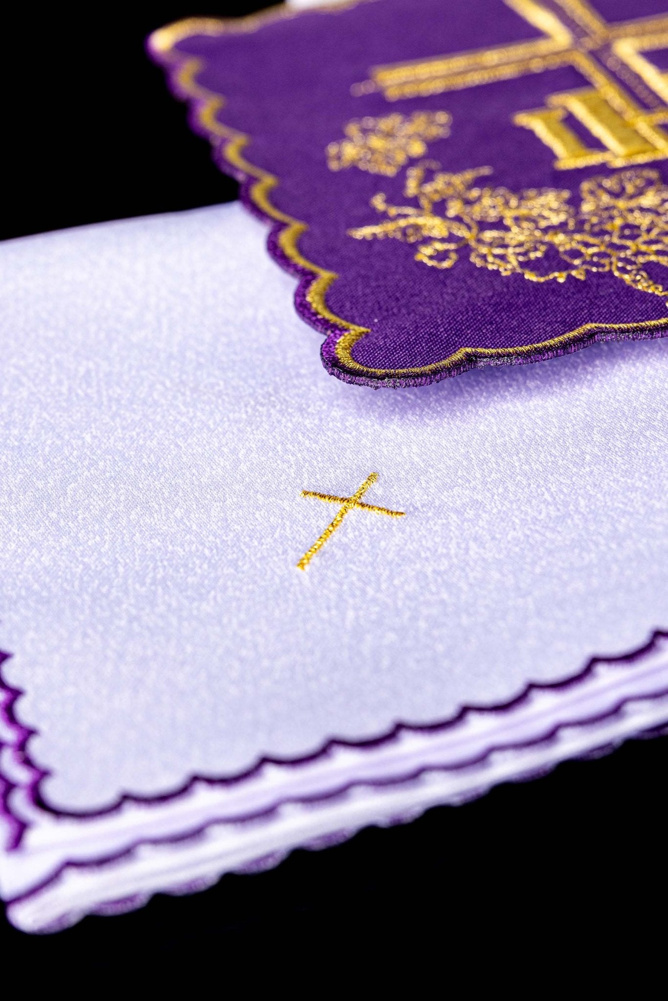 Purple Chalice Linens made of cotton with gold cross embroidery KK/156/03 - CHASUBLES.COM