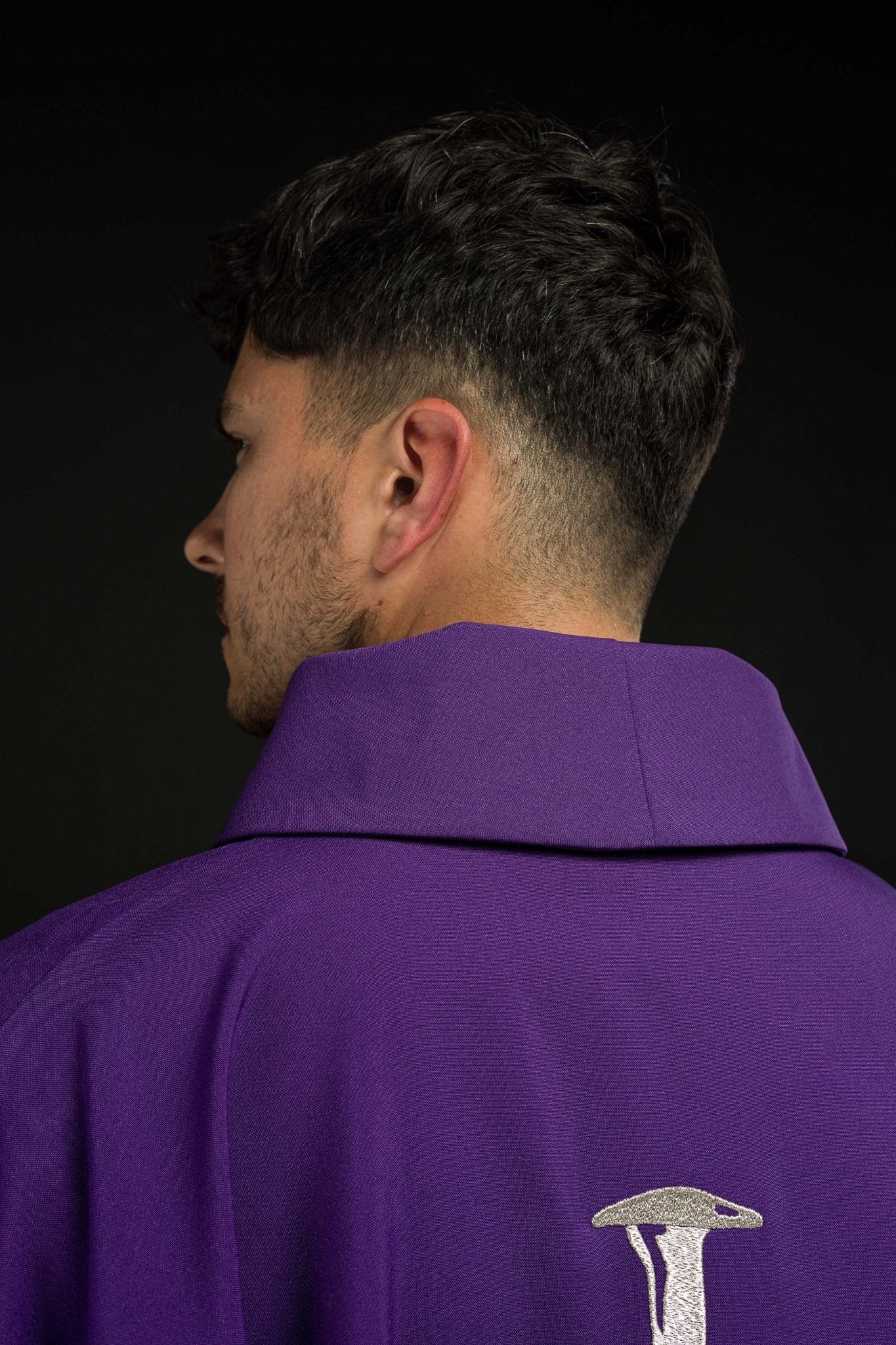 Purple Chasuble with a Cross KOR/225/03/12 FIOLET - CHASUBLES.COM