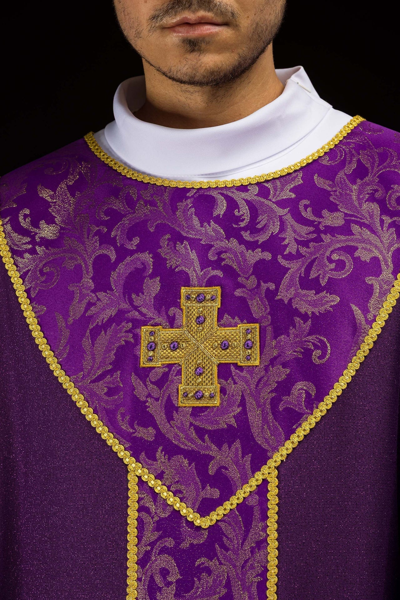Purple Chasuble with Cross Adorned with Jacquard Fabric LE/7075/03 - CHASUBLES.COM