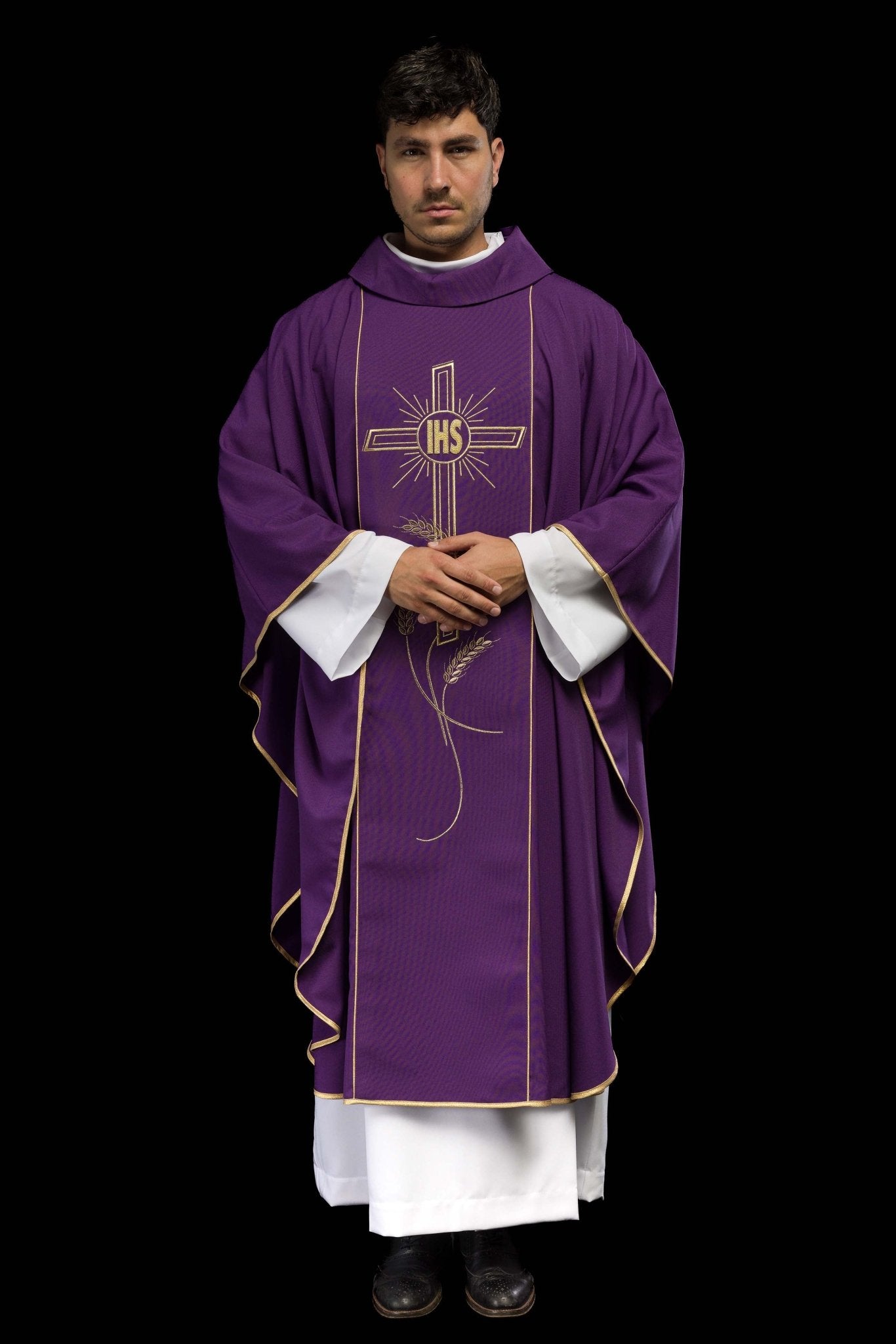Purple chasuble with embroidered Cross IHS symbol KOR/074/03/01 FIOLET - CHASUBLES.COM