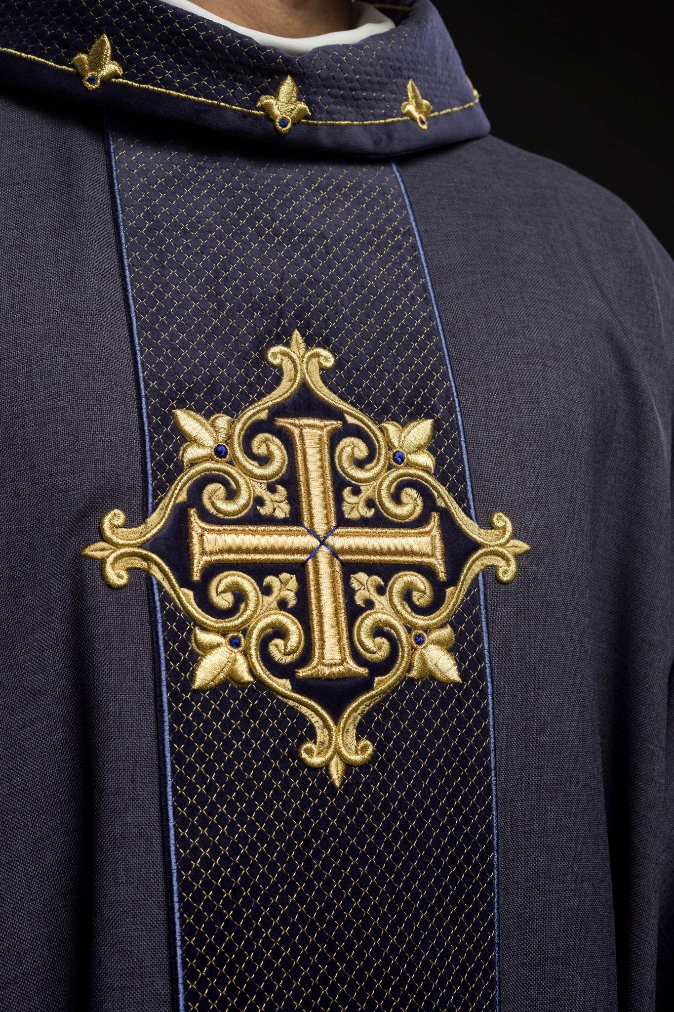 Purple Chasuble with Embroidered Cross Symbol LE/7029/03 - HAFTINAUSA.COM