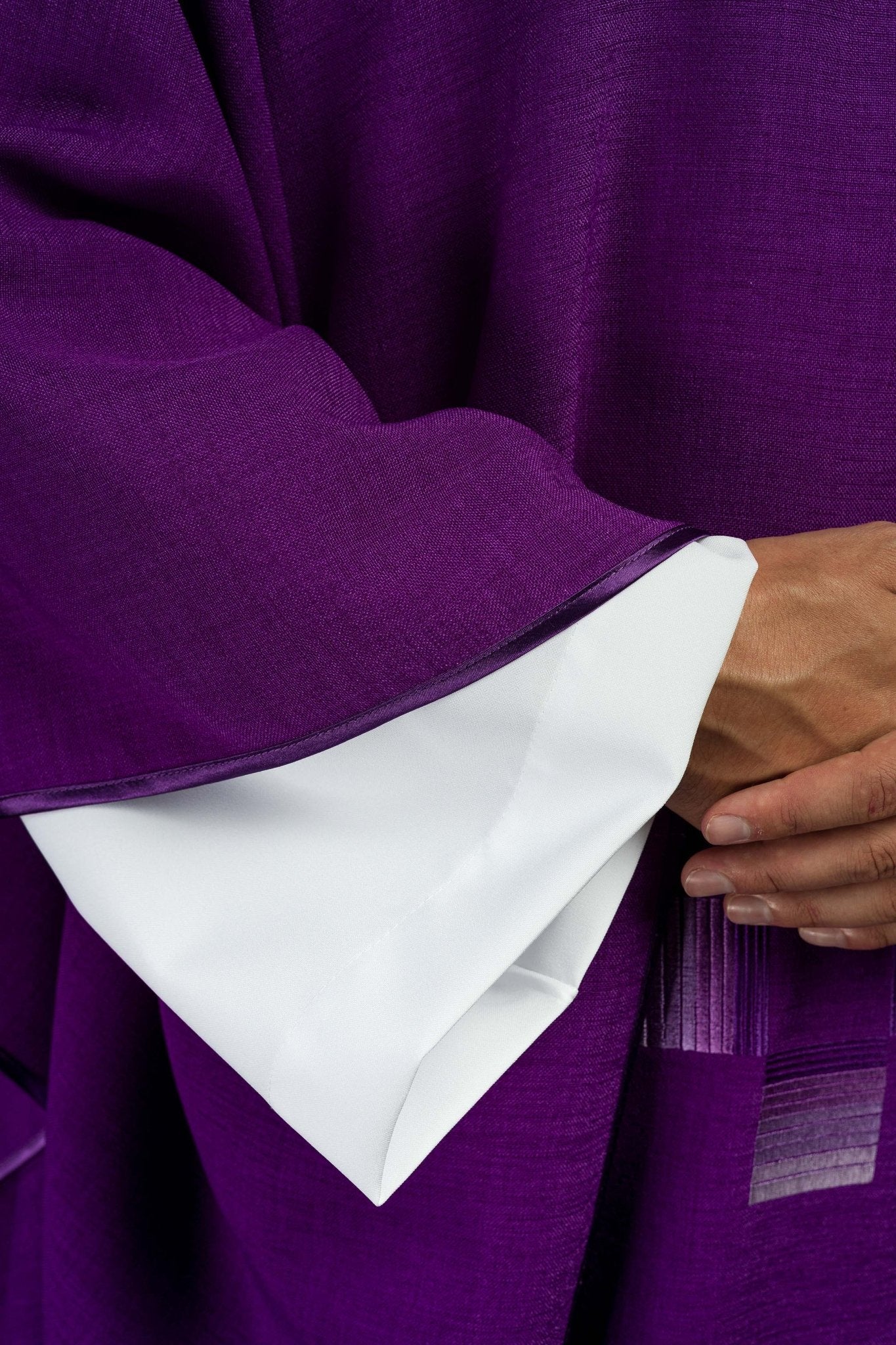 Purple chasuble with embroidered crosses HA7033-03 FIOLET - CHASUBLES.COM