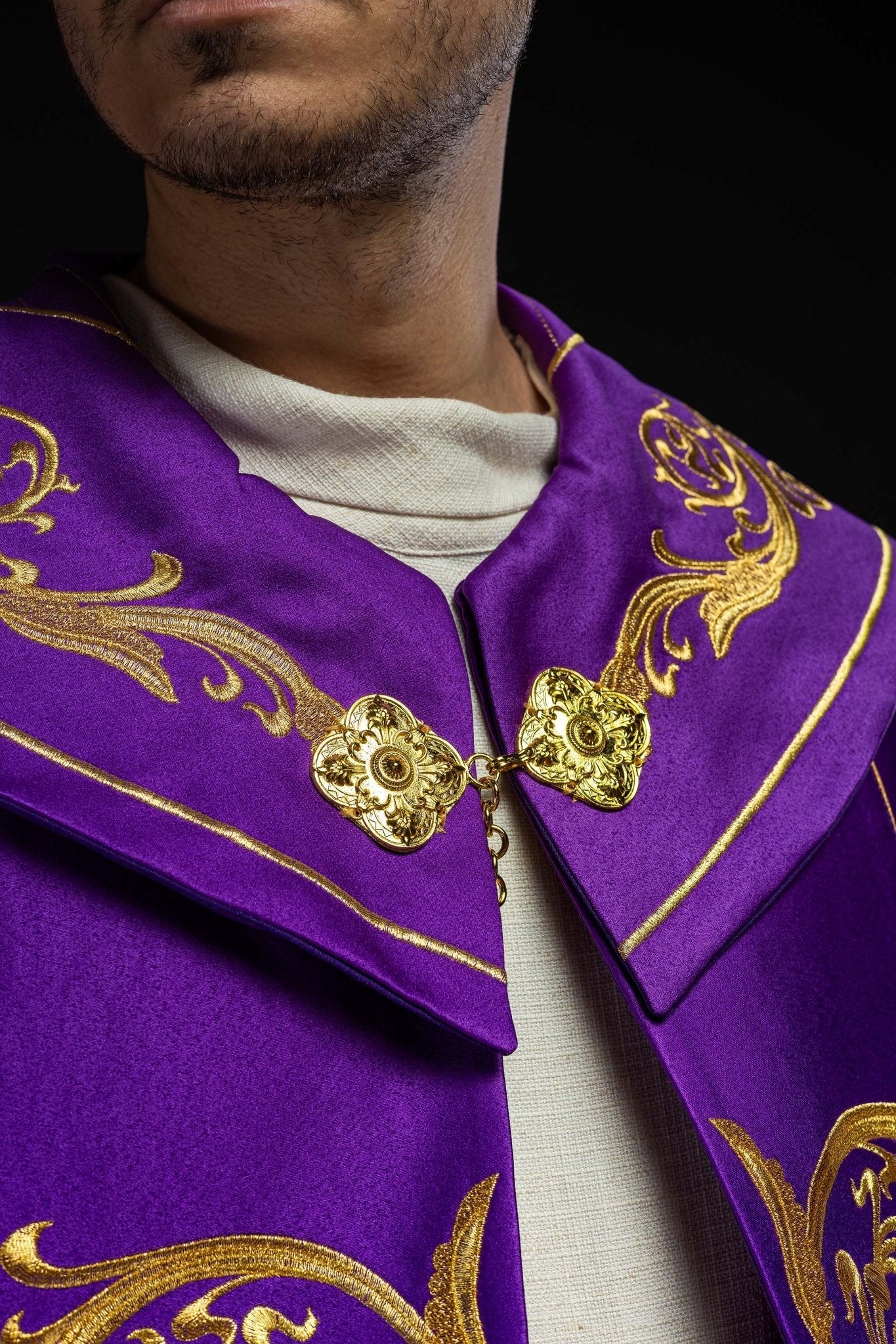 Purple church cope with gold IHS monogram KKP/009/03/20 FIOLET SAT. POMPON 145 cm - HAFTINAUSA.COM