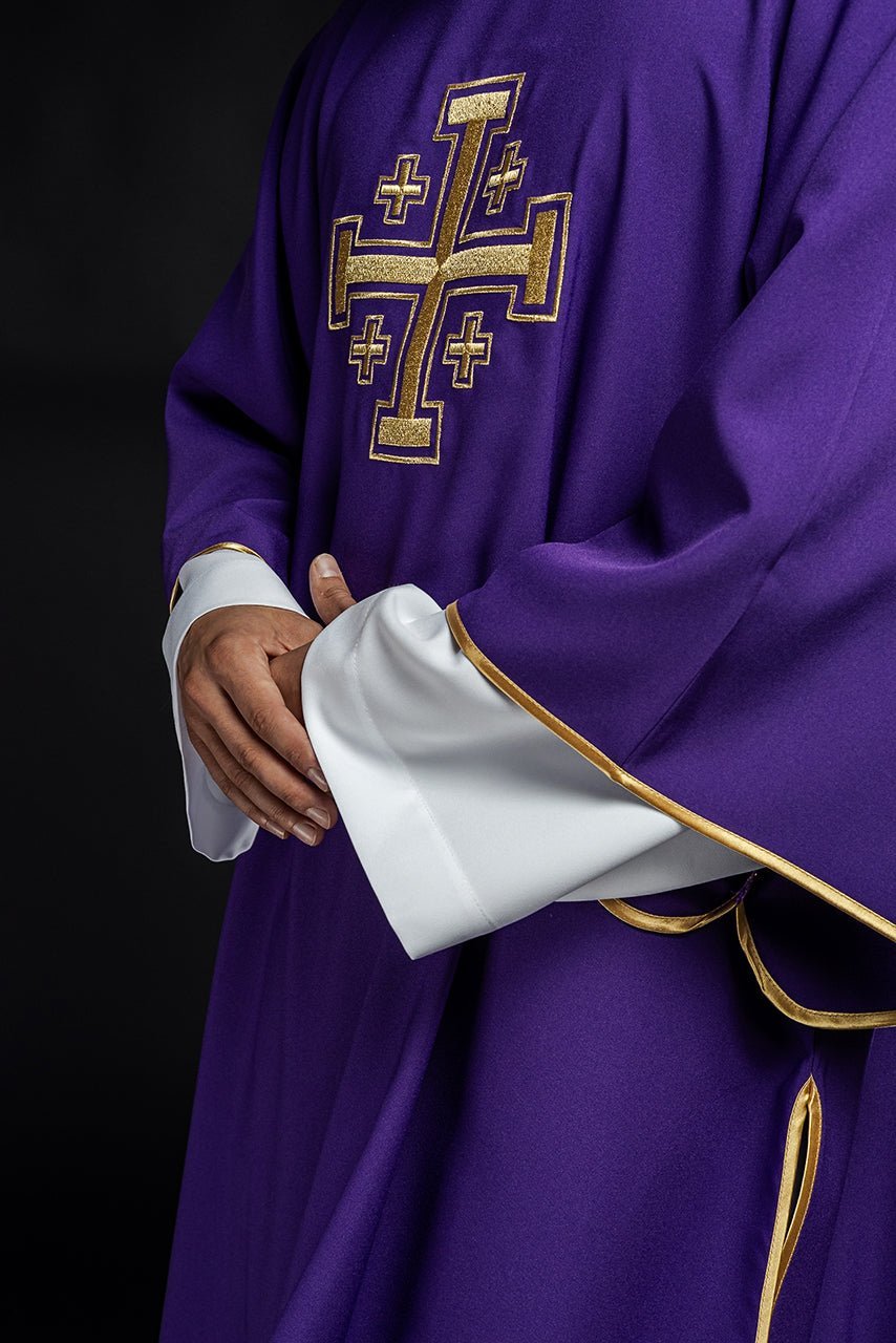 Purple dalmatic with embroidered gold crosses KDL/022/03/12/D - HAFTINAUSA.COM