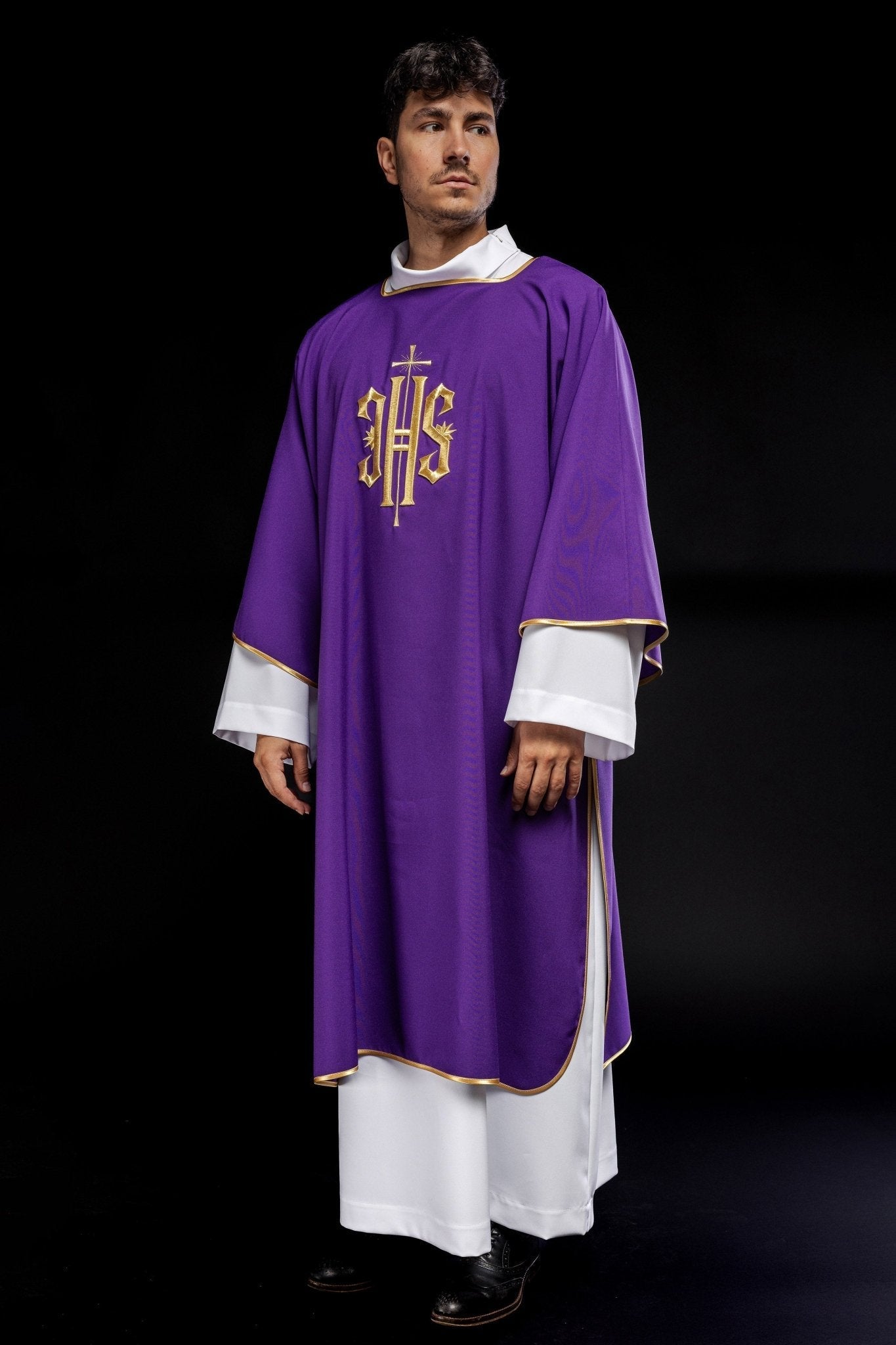 Purple Dalmatic with Embroidered Gold IHS KDL/215/03/12/D - HAFTINAUSA.COM