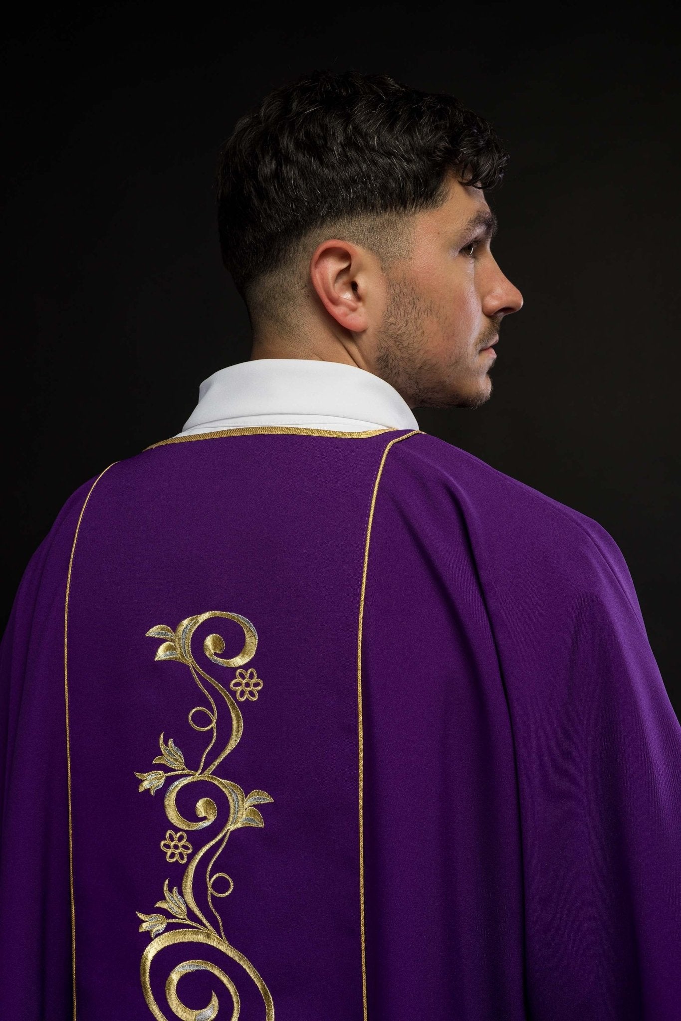 Purple dalmatic with embroidered IHS band KDL/031/03/01/A FIOLETOWY DALMATYK - HAFTINAUSA.COM