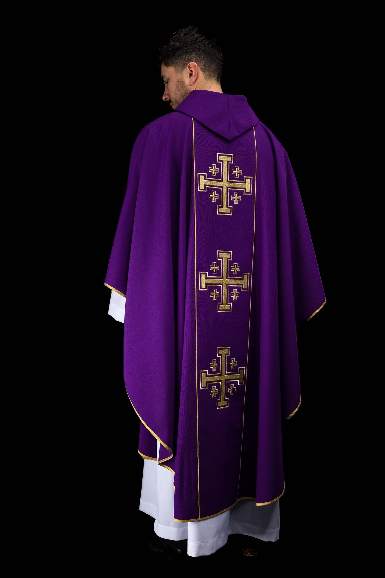 Purple embroidered chasuble with band and Jerusalem crosses KDT/7046/03/01 - CHASUBLES.COM
