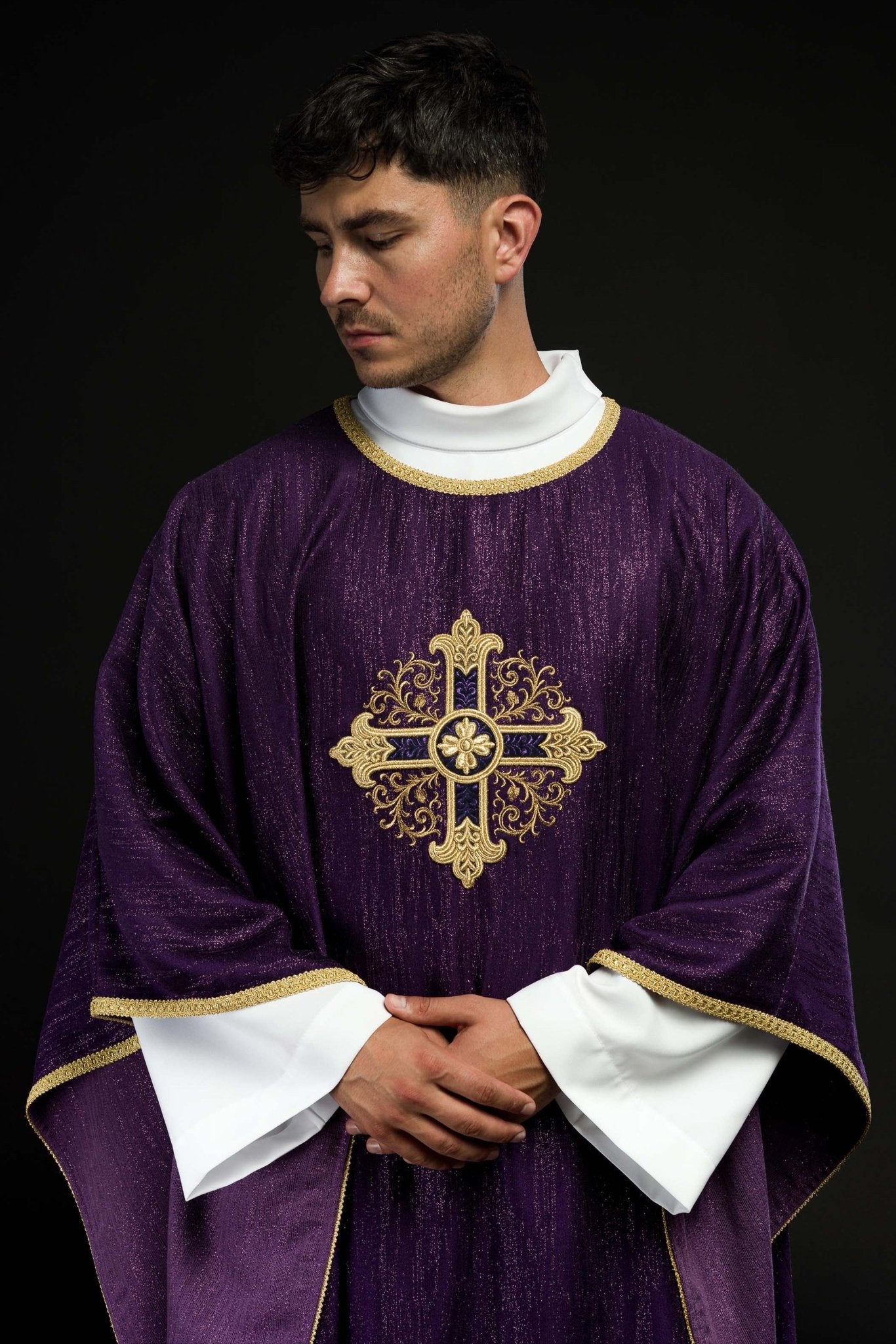 Purple Liturgical Chasuble with Embroidered Cross – Decorative Fabric KOA/006/03/99 - CHASUBLES.COM