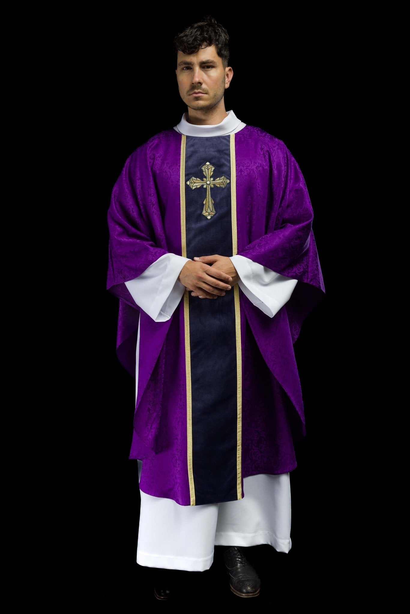 Purple liturgical chasuble with stole and cross embroidery on jacquard fabric KOA/007/03/98 - CHASUBLES.COM