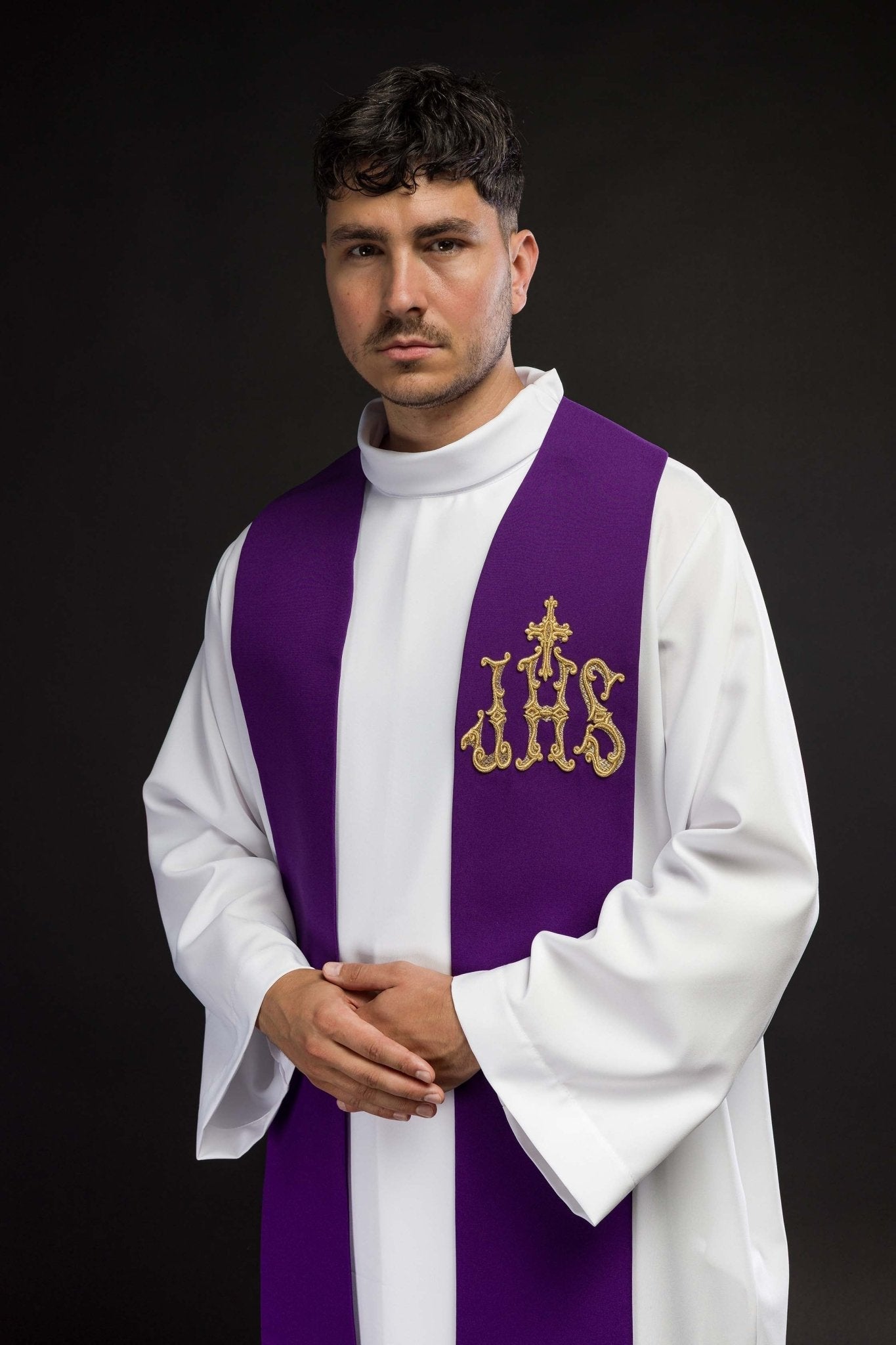 Purple priestly stole embroidered with a cross and IHS KST/157/03/01 FIOLET - HAFTINAUSA.COM