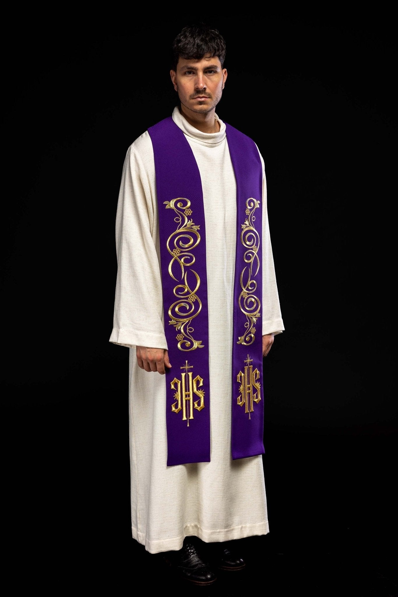 Purple priestly stole embroidered with IHS KST/031/03/01 FIOLET - HAFTINAUSA.COM