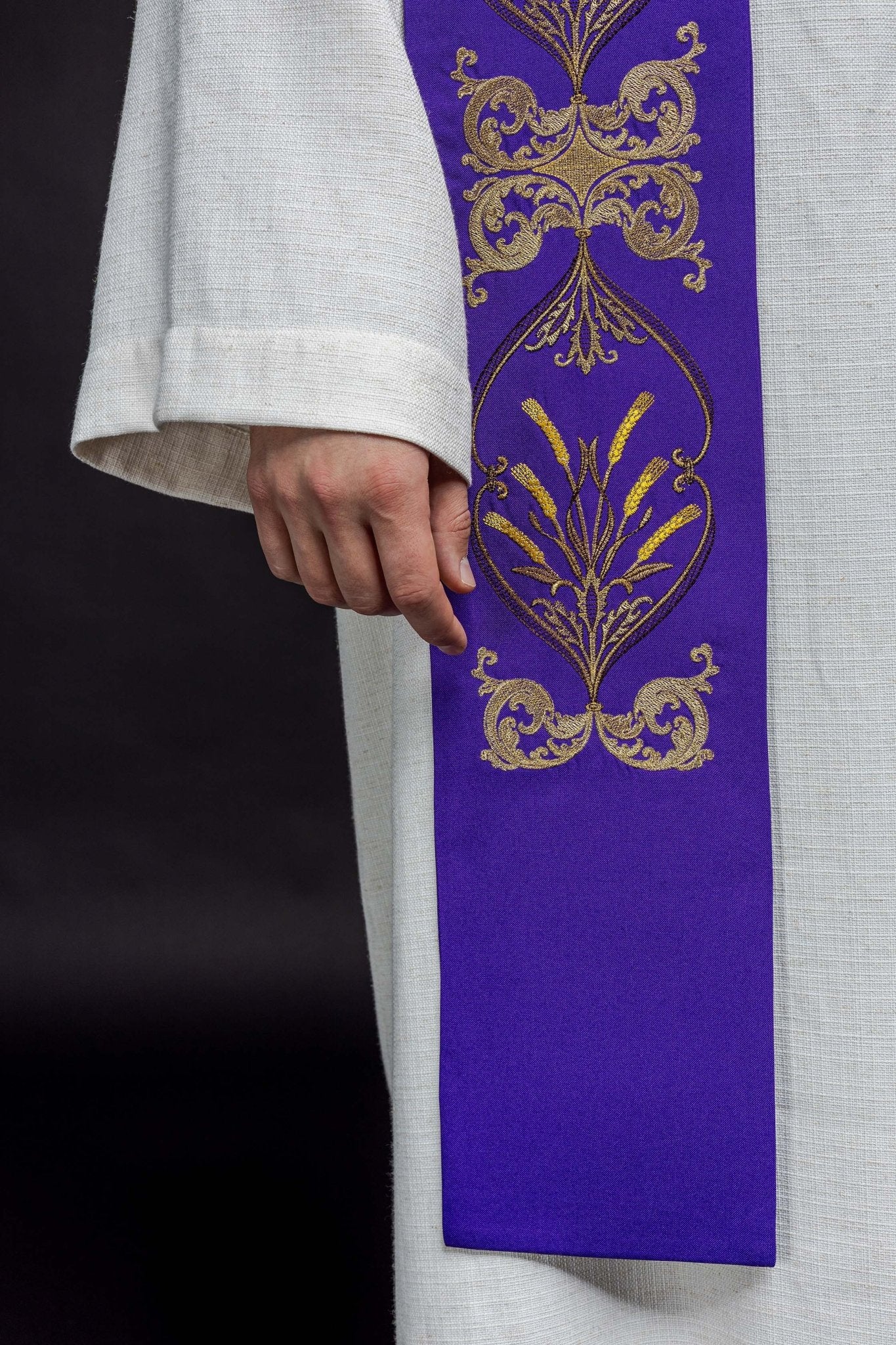 Purple priestly stole with chalice IHS KST/042/03/01 FIOLET - HAFTINAUSA.COM