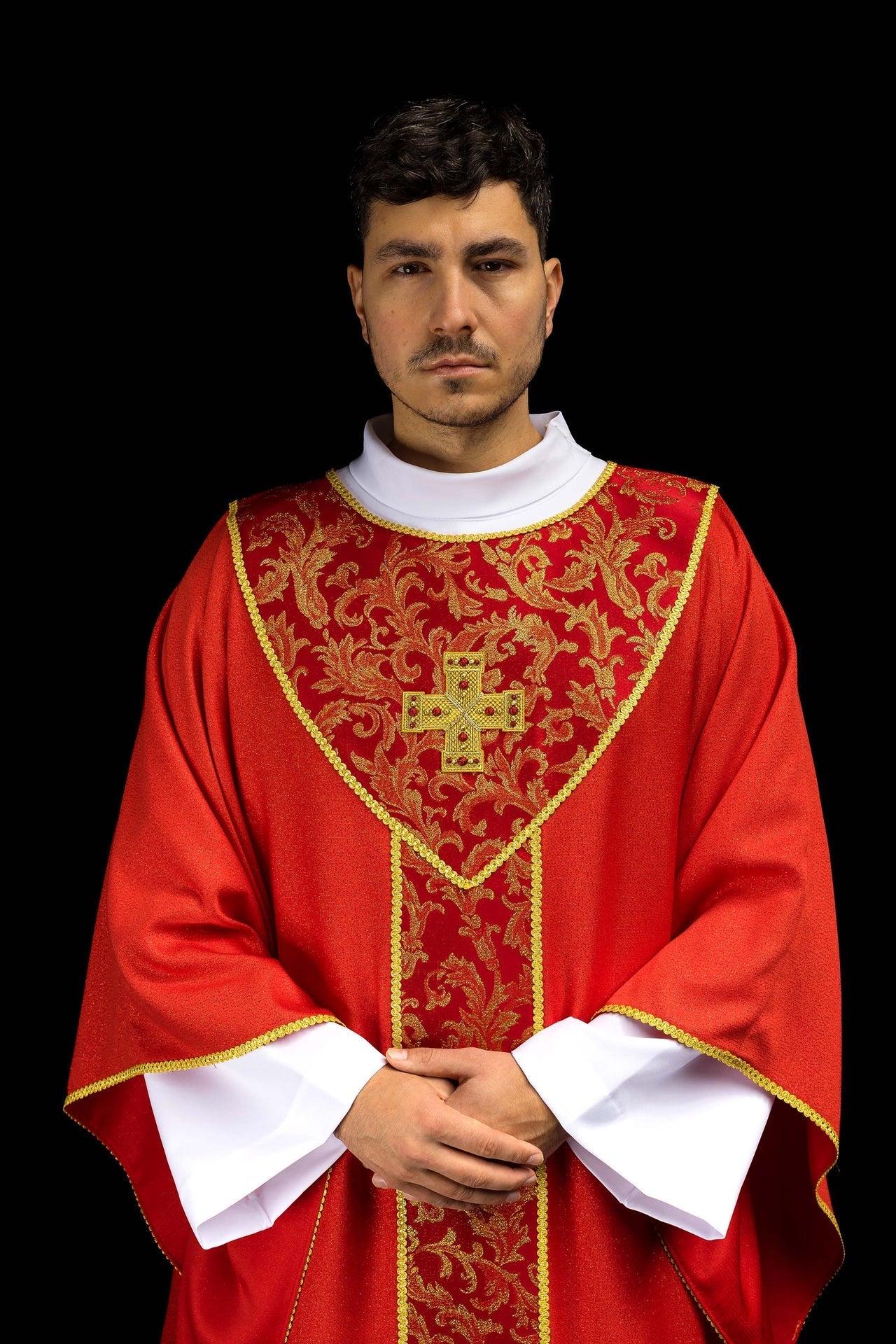Red Chasuble with Cross Adorned with Jacquard Fabric LE/7075/02 - CHASUBLES.COM