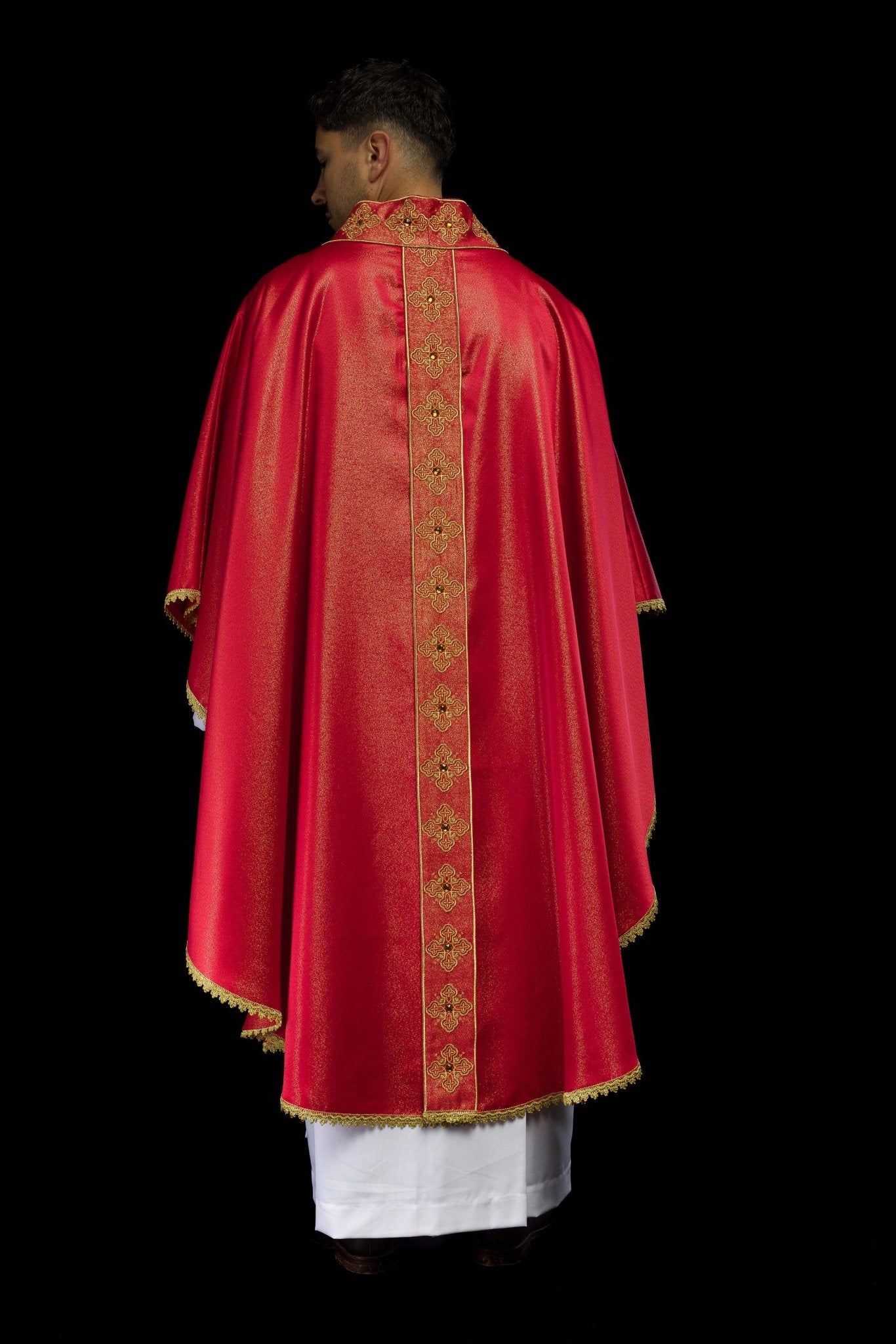 Red chasuble with decorative stones and embroidered collar S-7056-02-54 - CHASUBLES.COM