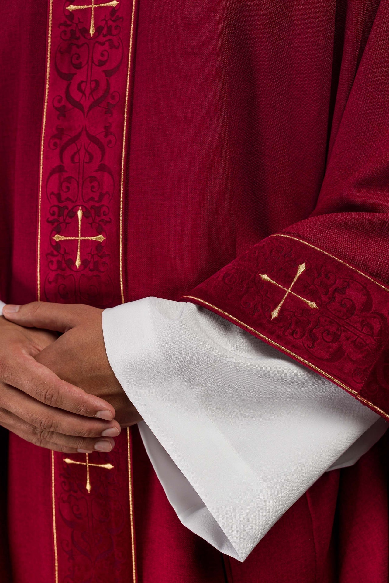 Red Chasuble with Embroidered Cross Band and Collar LE/7073/02 - CHASUBLES.COM