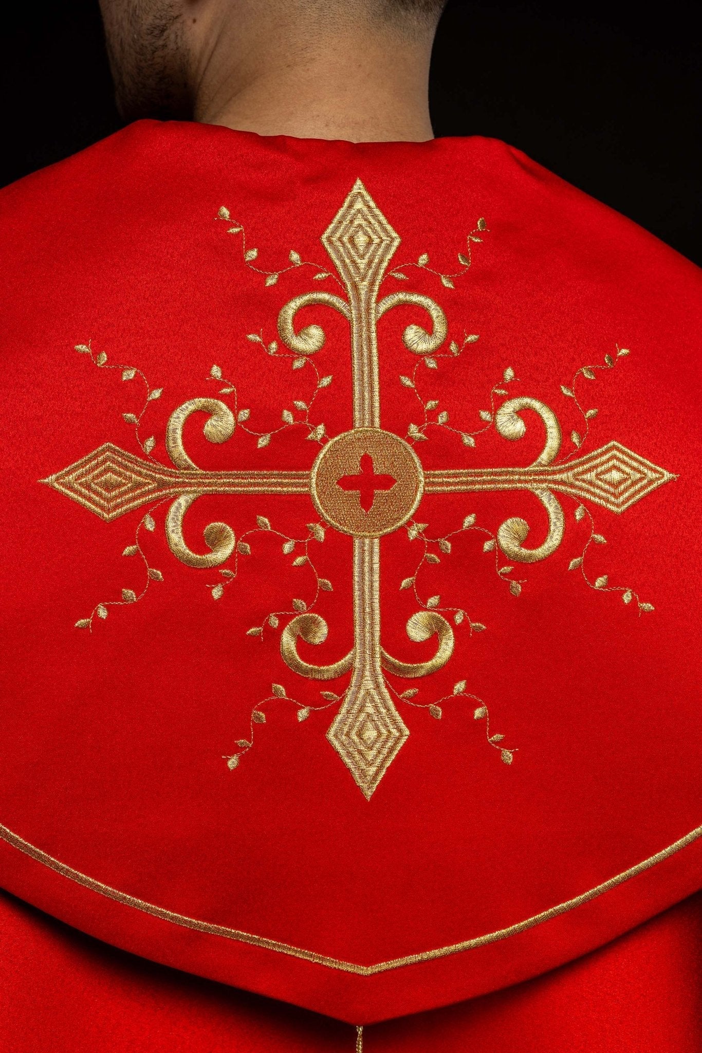 Red church cope with embroidery with gold crosses KKP/024/02/20 CZERWONA SAT. POMPON 145cm - HAFTINAUSA.COM