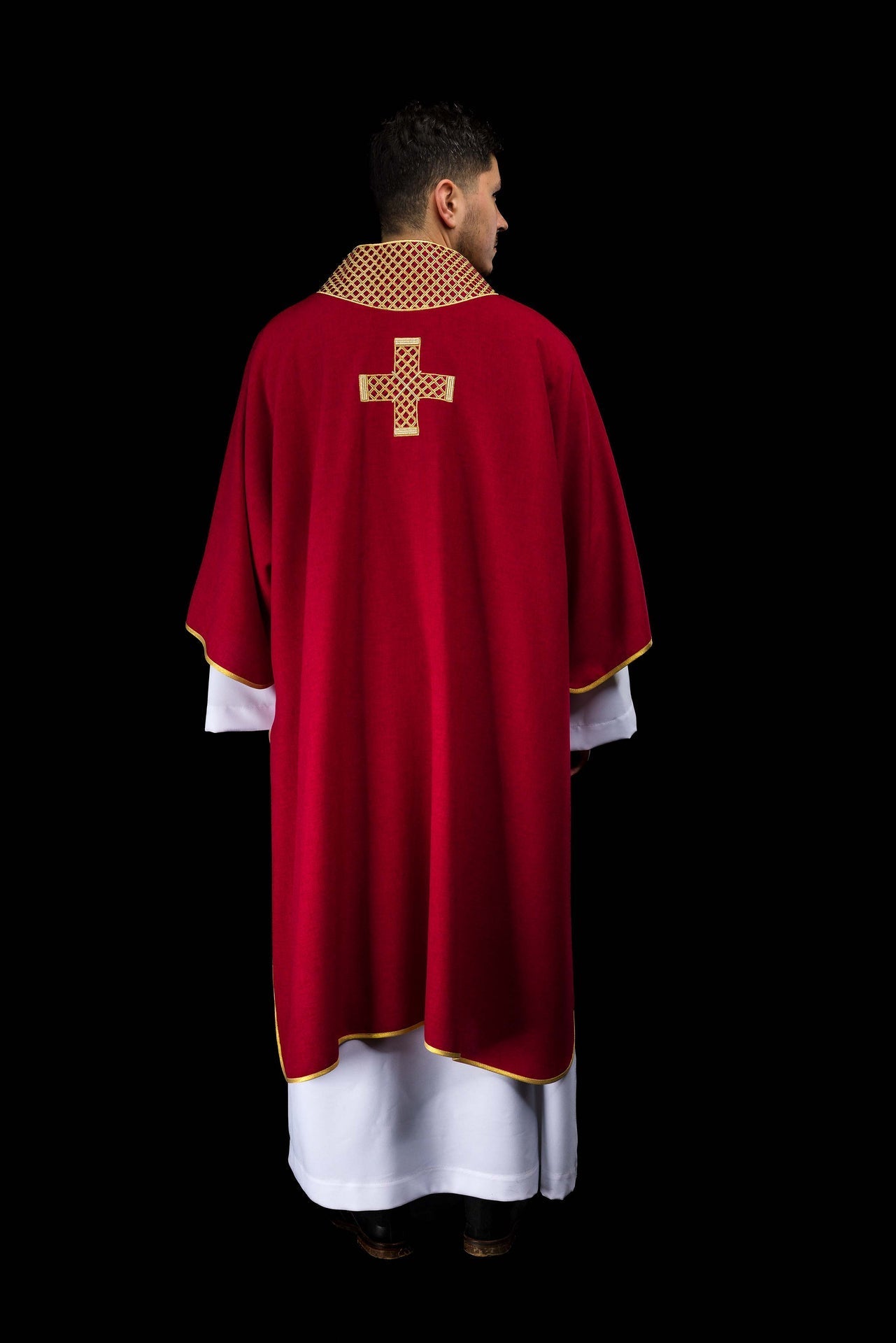 Red dalmatic with embroidered crosses and a collar S-1070-02-70-D DALMATYK - CHASUBLES.COM