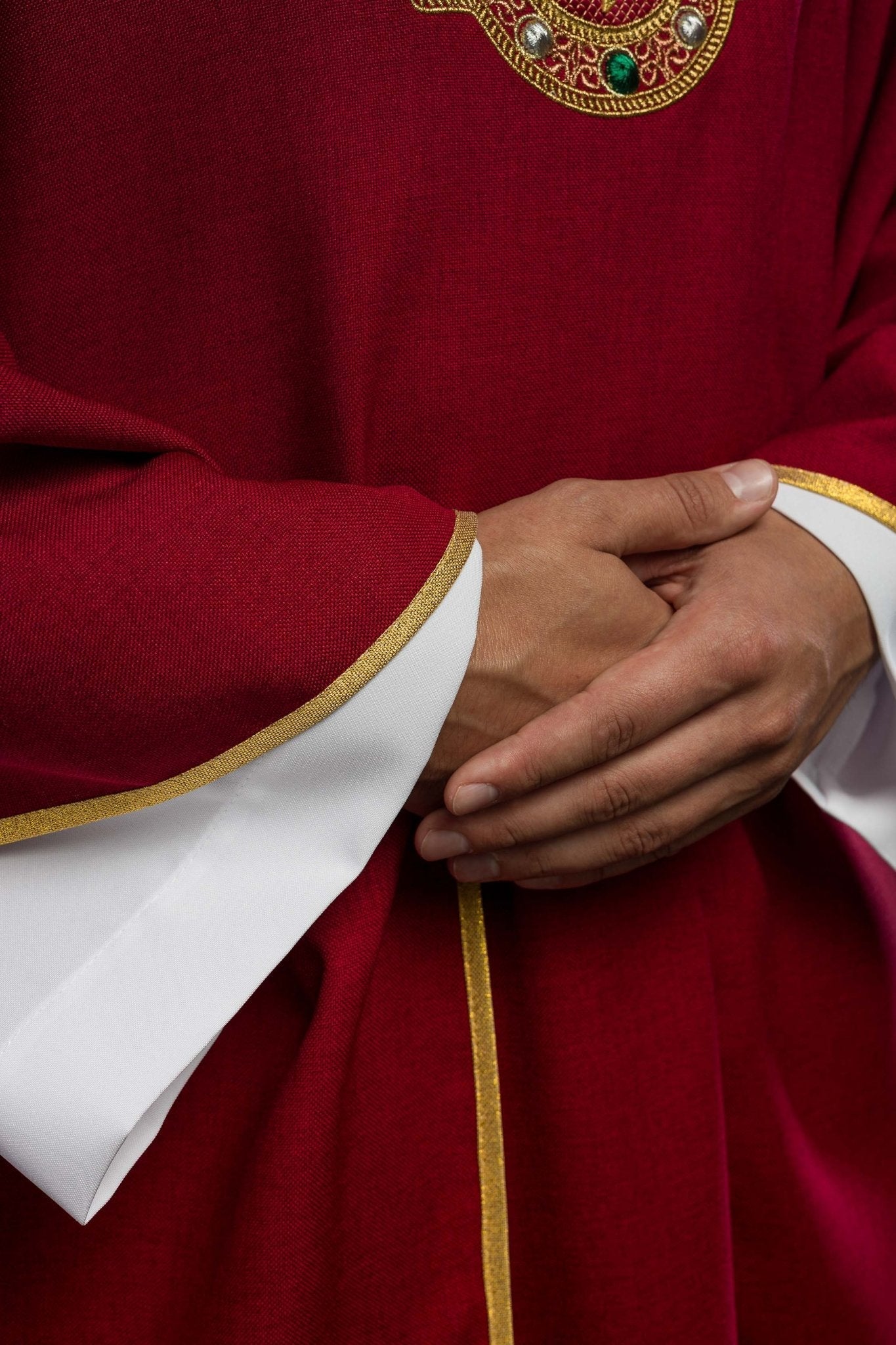 Red priest vestment with classic JHS symbol and embroidered collar S - 7073 - 02 - 70 - HAFTINAUSA.COM