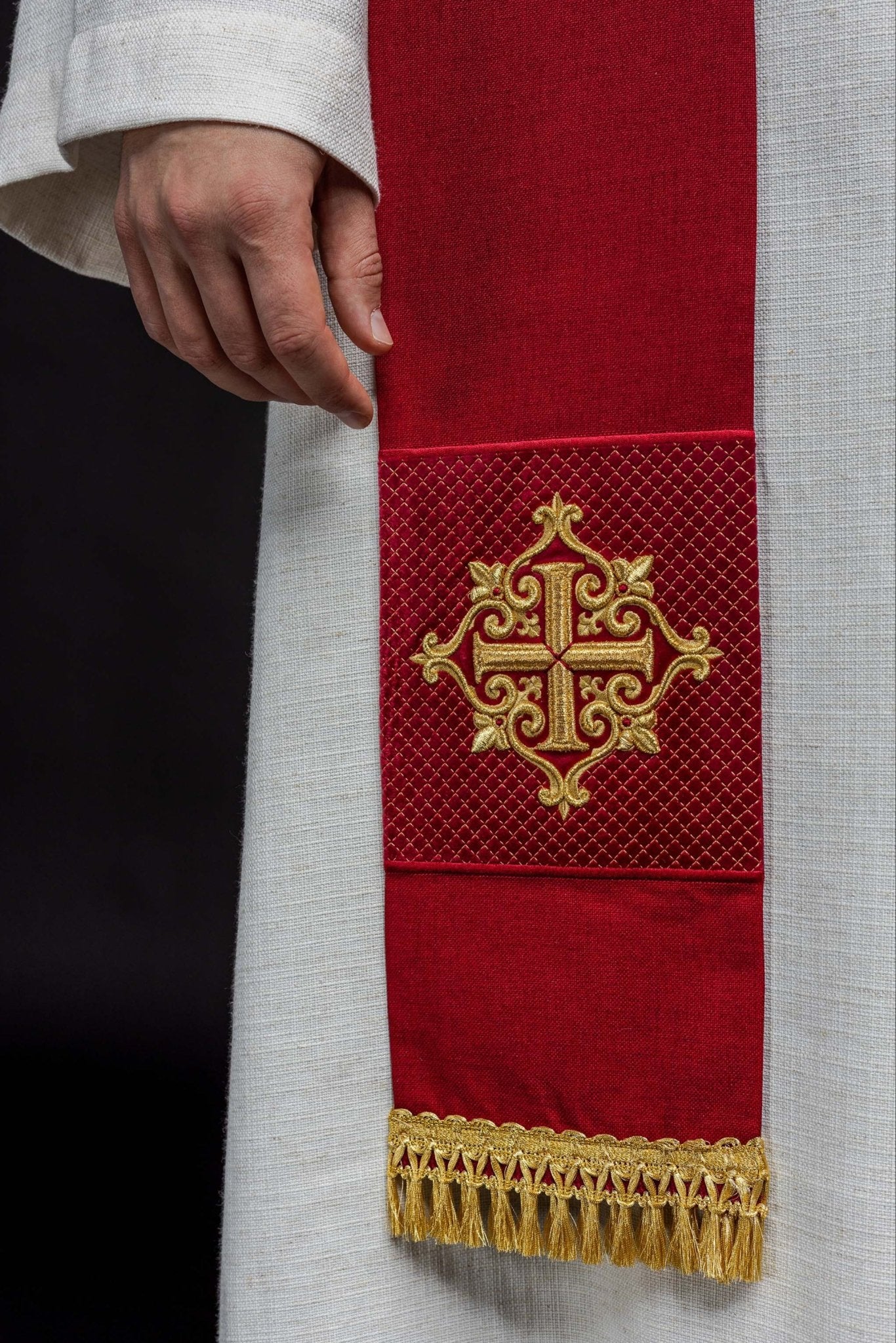 Red Velvet Stoles LE/2029/02 - HAFTINAUSA.COM