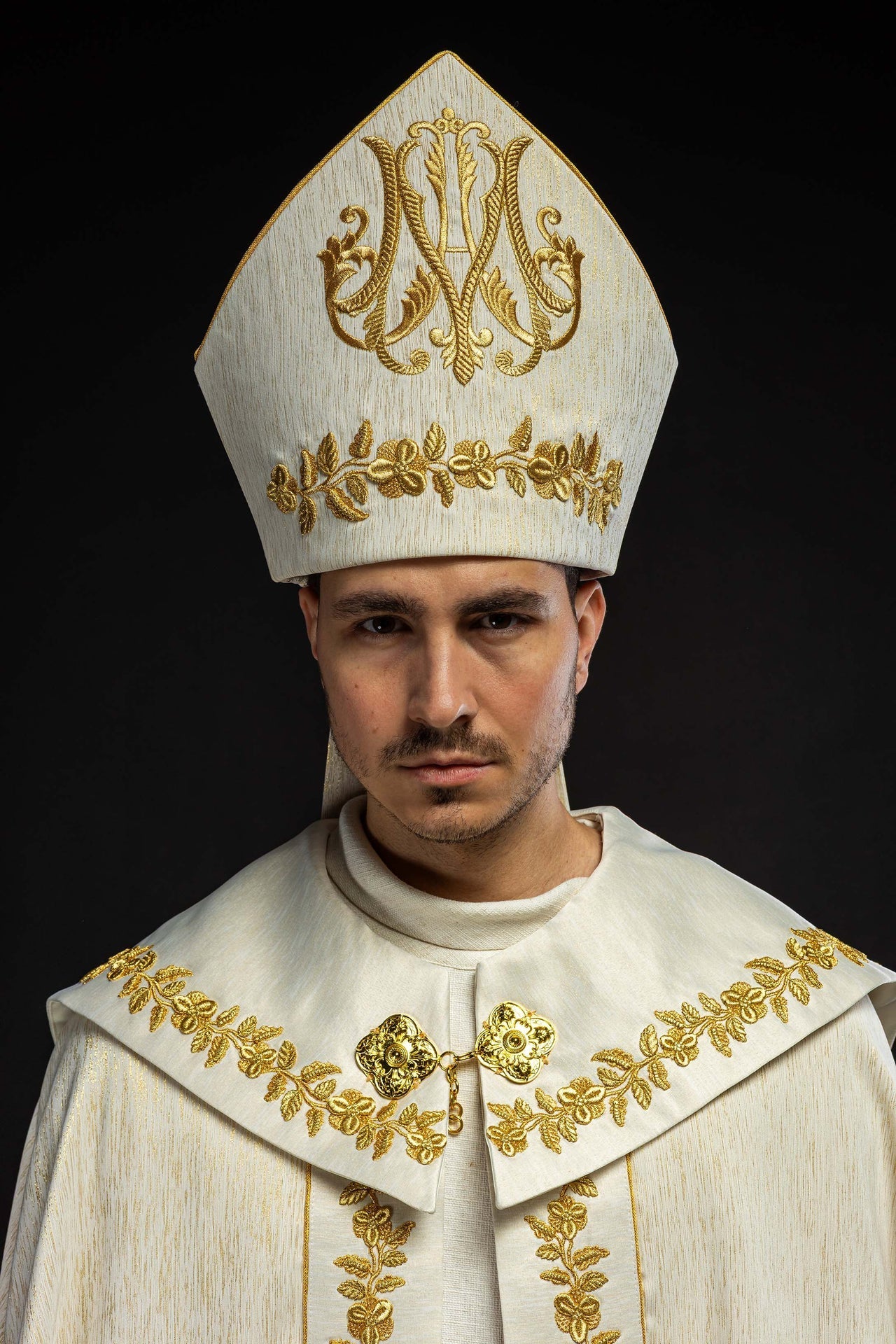 Richly Embroidered Mitre with a Marian Motif KMR/016/05/86-1 - CHASUBLES.COM